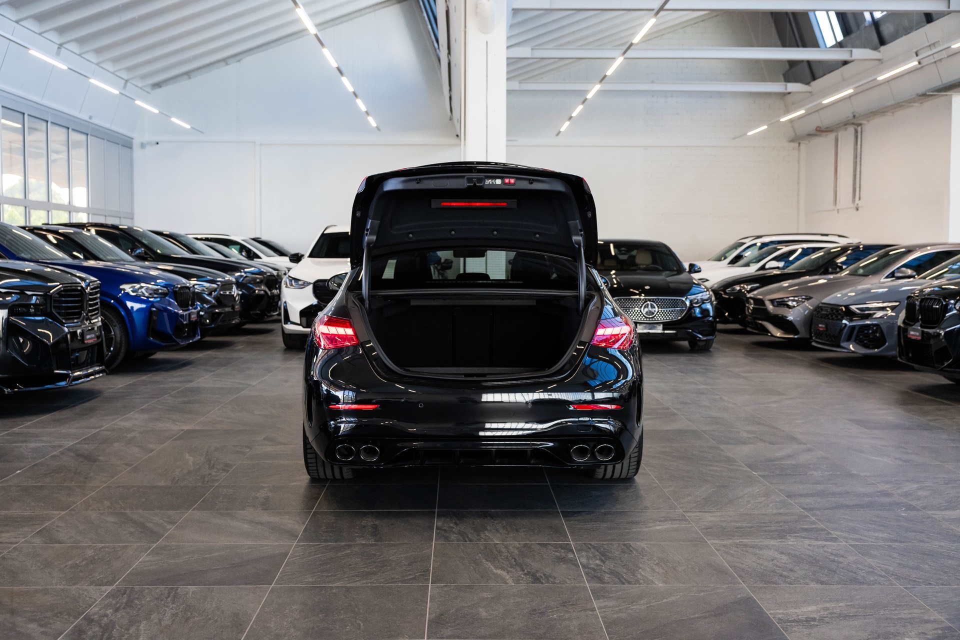 MERCEDES-BENZ C 43 AMG 4matic / Panorama-Schiebedach / Head-Up Display / Burmester Sound-image-5