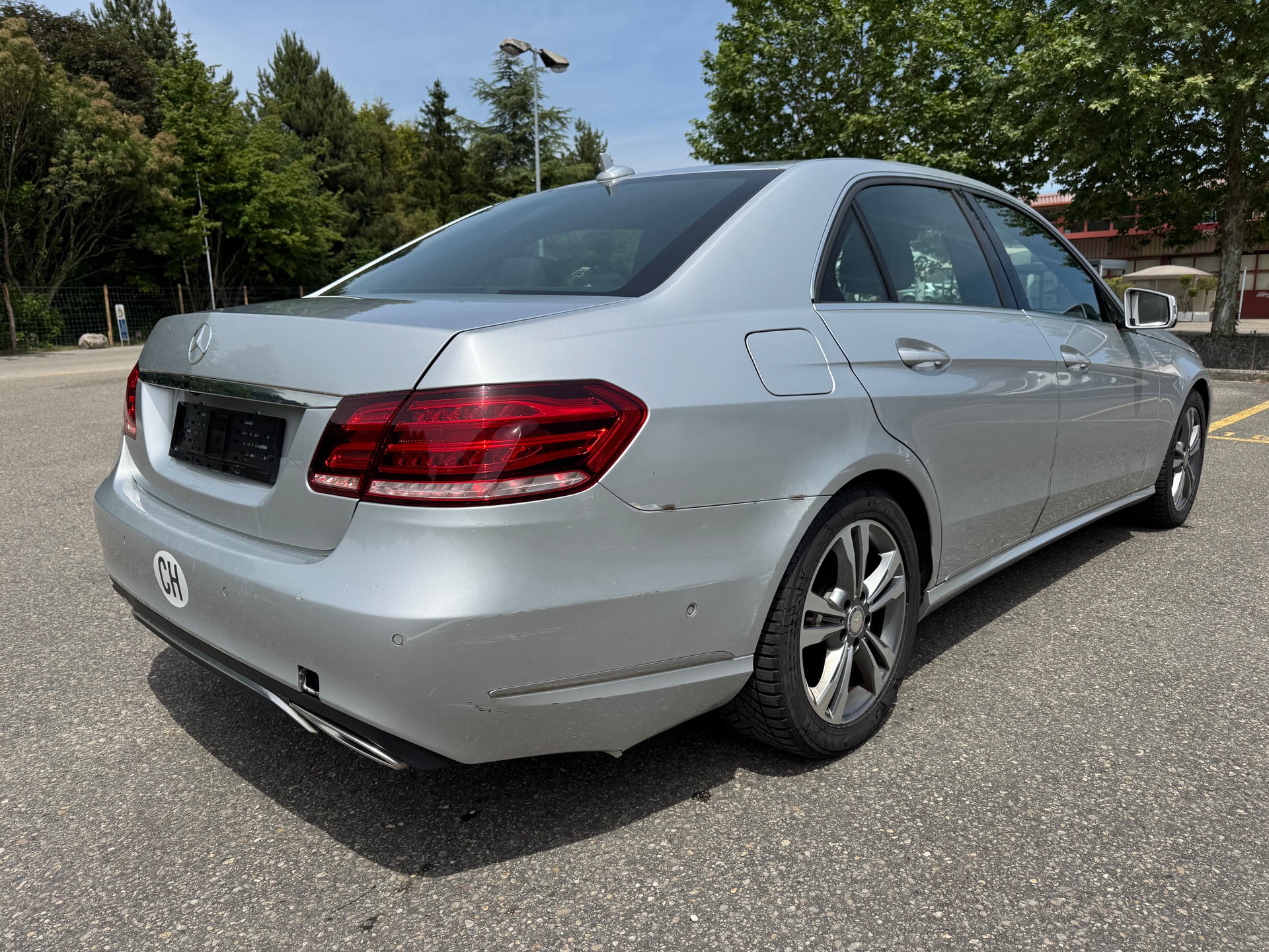MERCEDES-BENZ E 220 BlueTEC Elégance 9G-Tronic-image-5