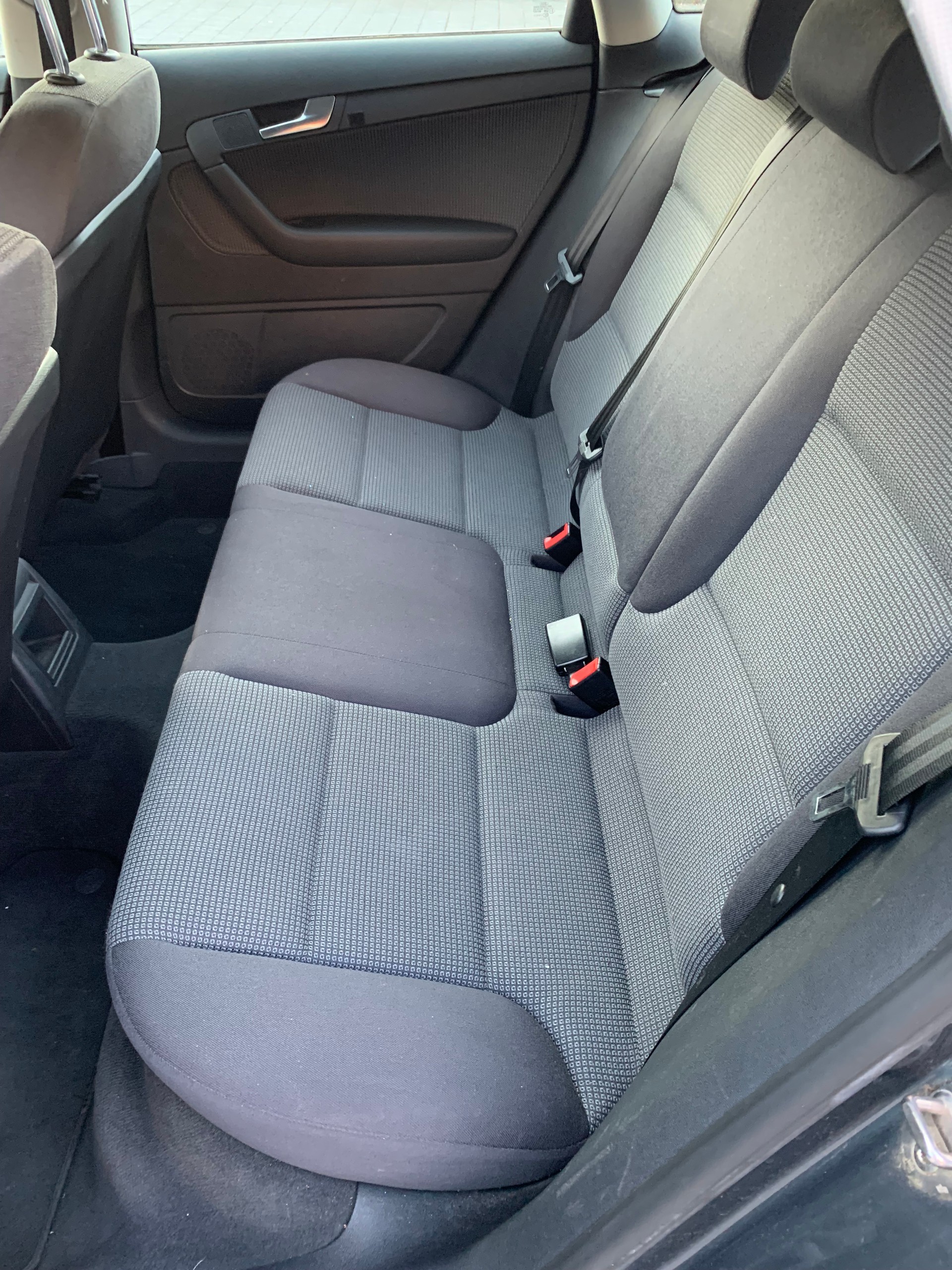 AUDI A3 Sportback 2.0 FSI Ambition-image-6