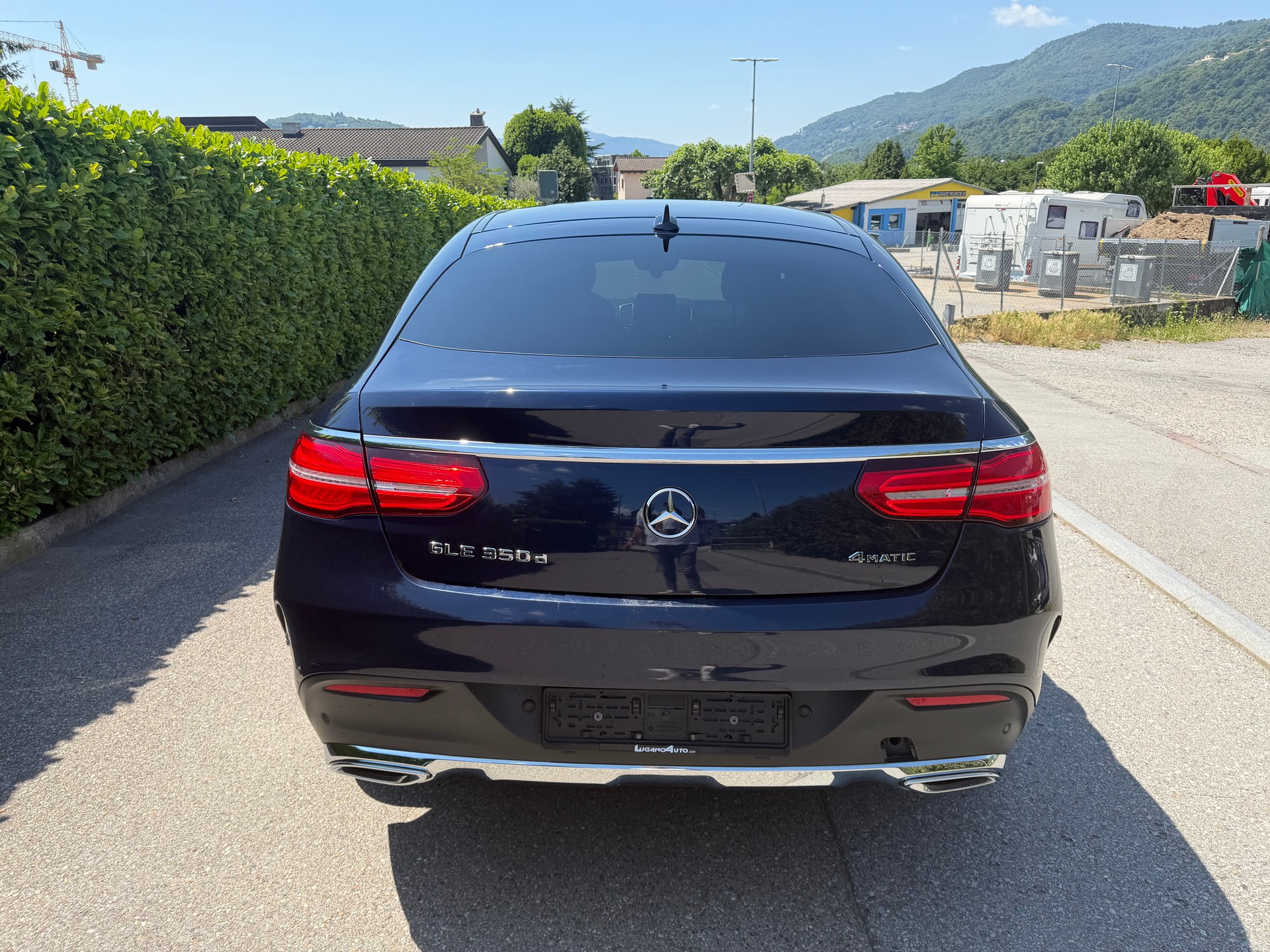 MERCEDES-BENZ GLE Coupé 350 d OrangeArt Edition 4Matic 9G-Tronic-image-4
