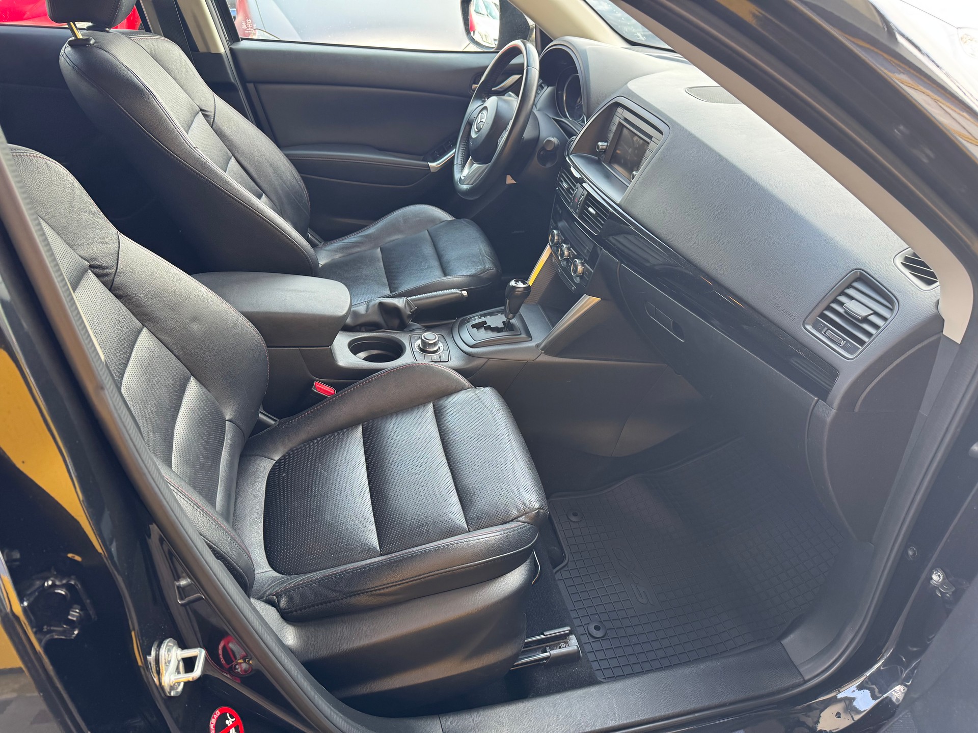 MAZDA CX-5 2.0 Revolution AWD Automatic-image-9