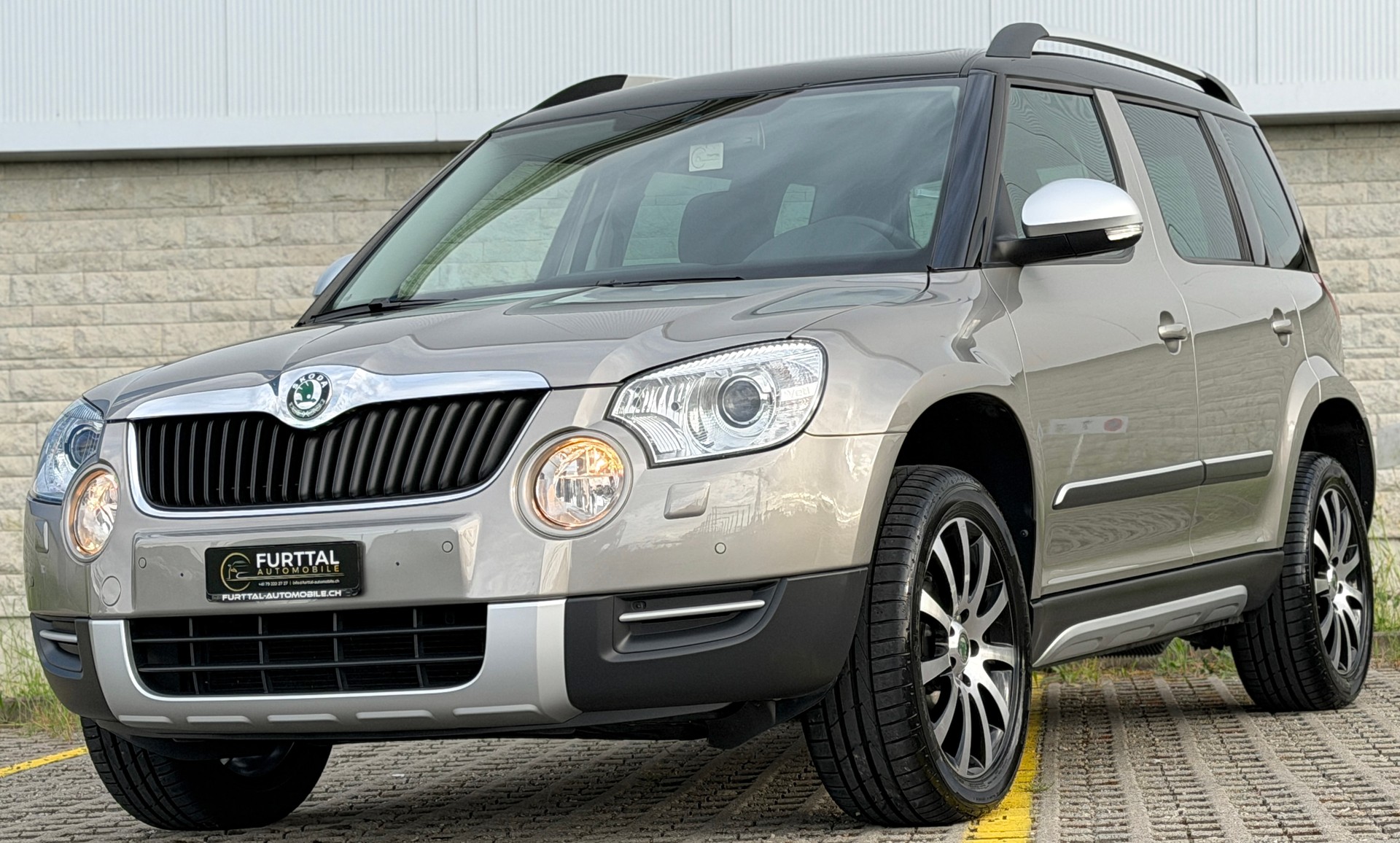 SKODA Yeti 2.0 TDI Elegance 4x4 DSG-image-5