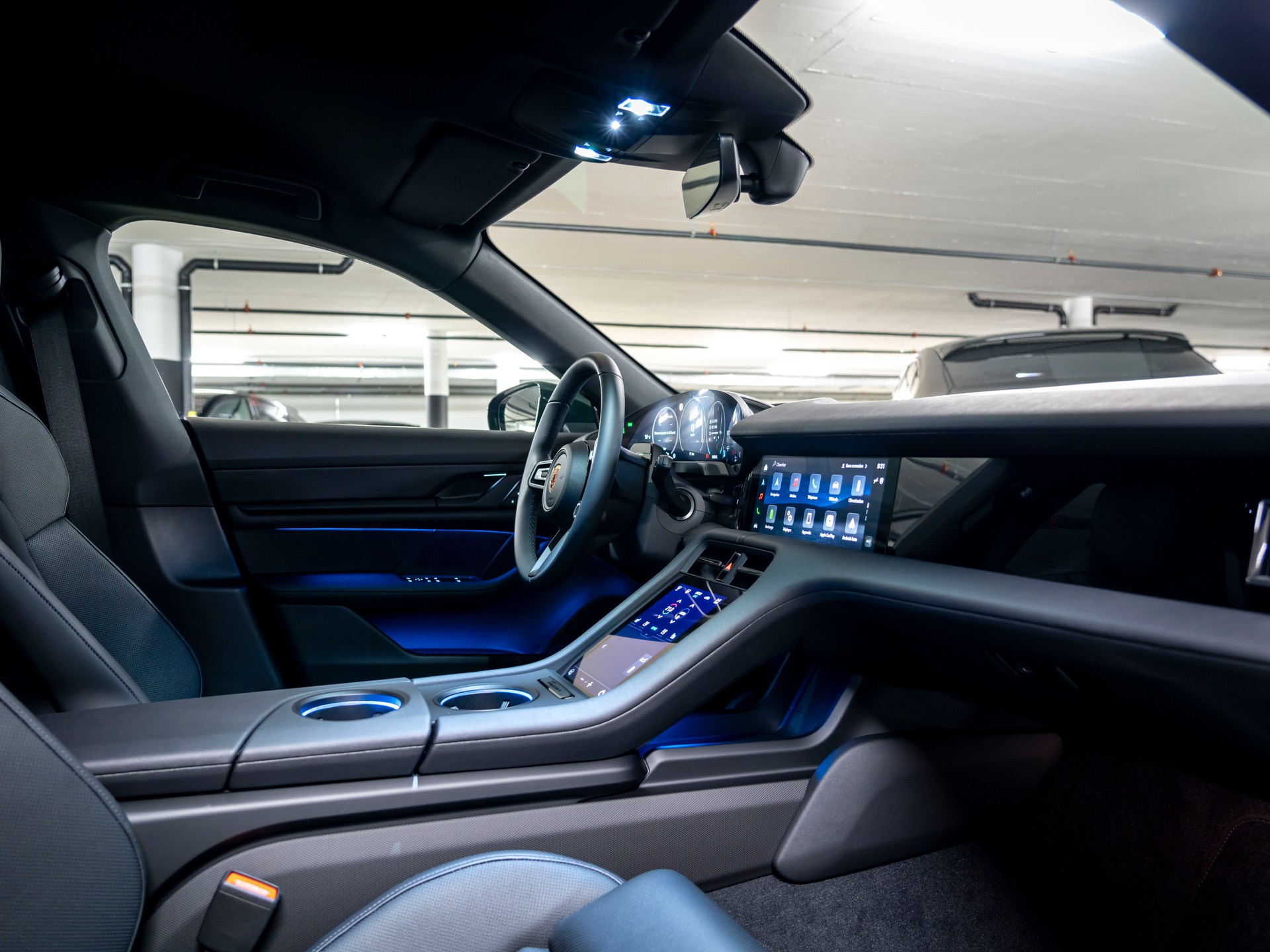 PORSCHE Taycan CrossTurismo 4 104kWh-image-22