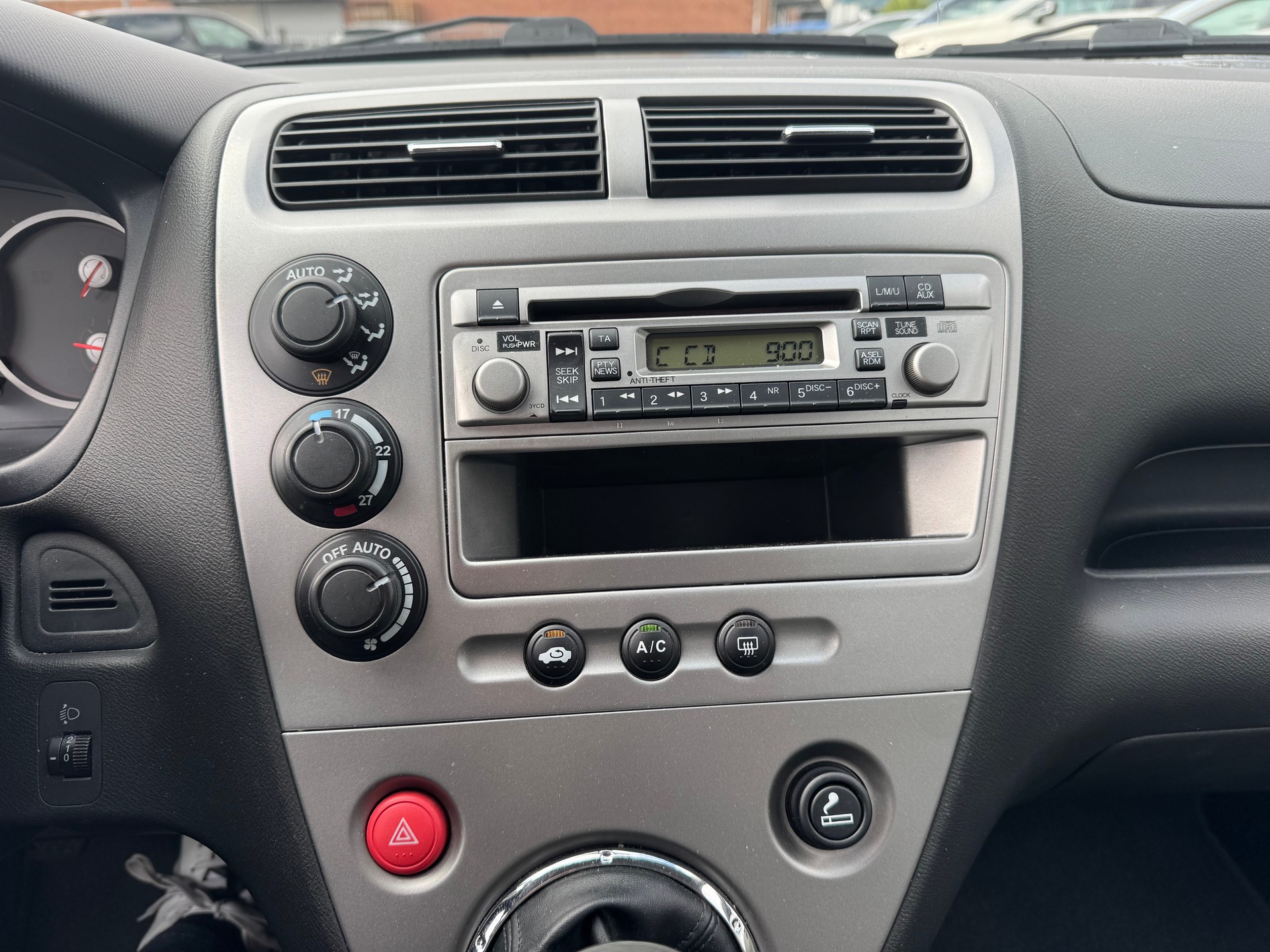 HONDA Civic 1.6i LS-image-13