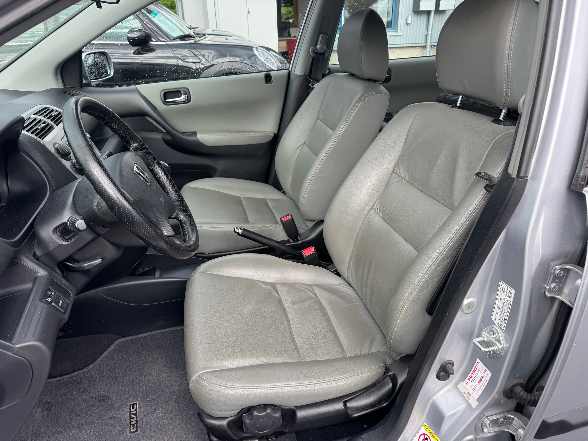 HONDA Civic 1.6i LS-image-9