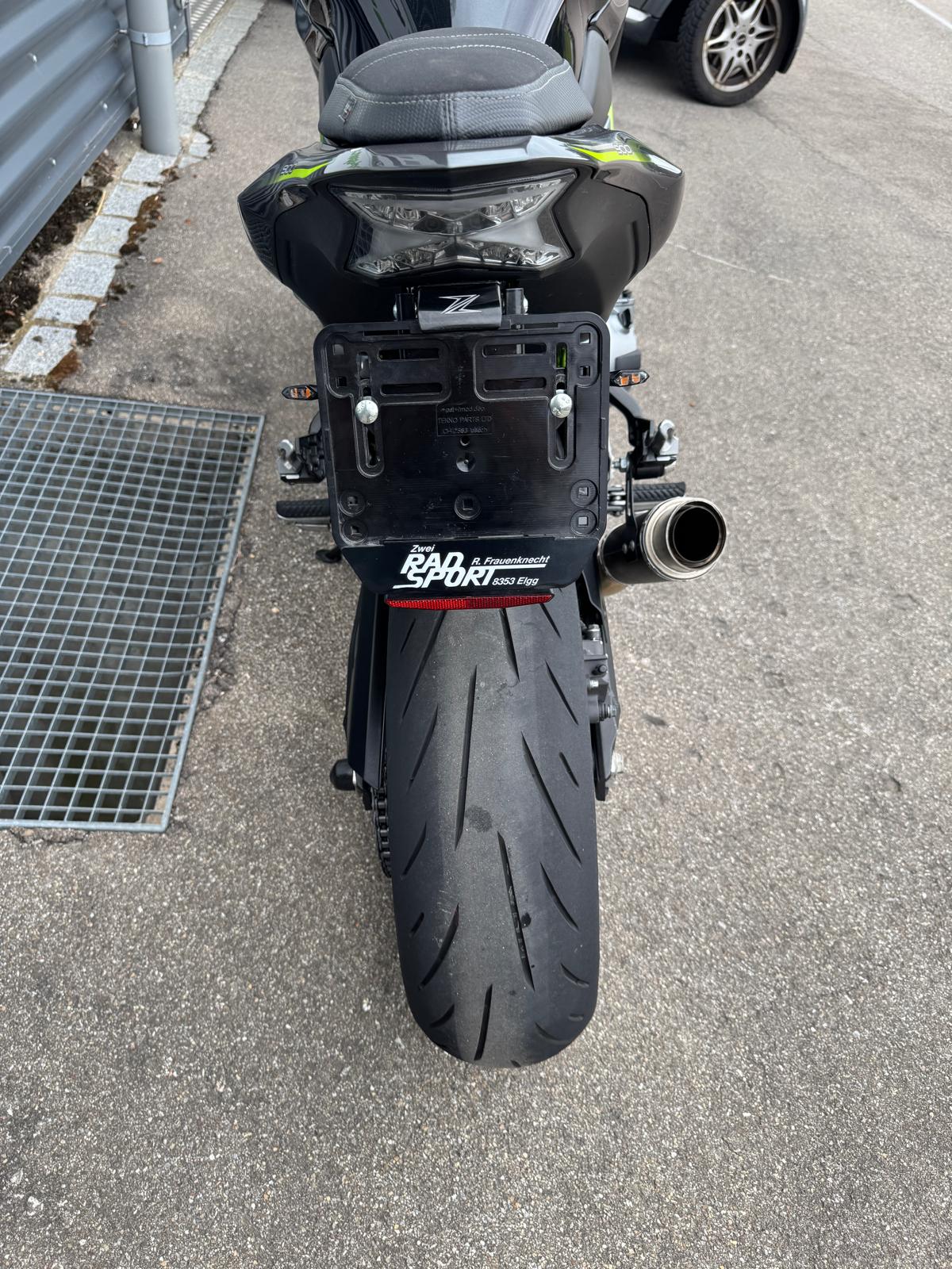 KAWASAKI Z 900-image-4