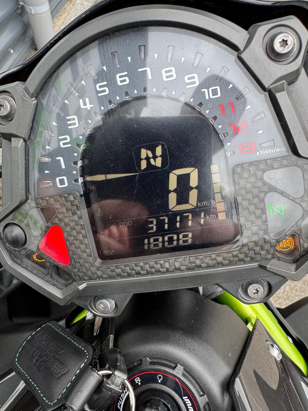 KAWASAKI Z 900-image-8