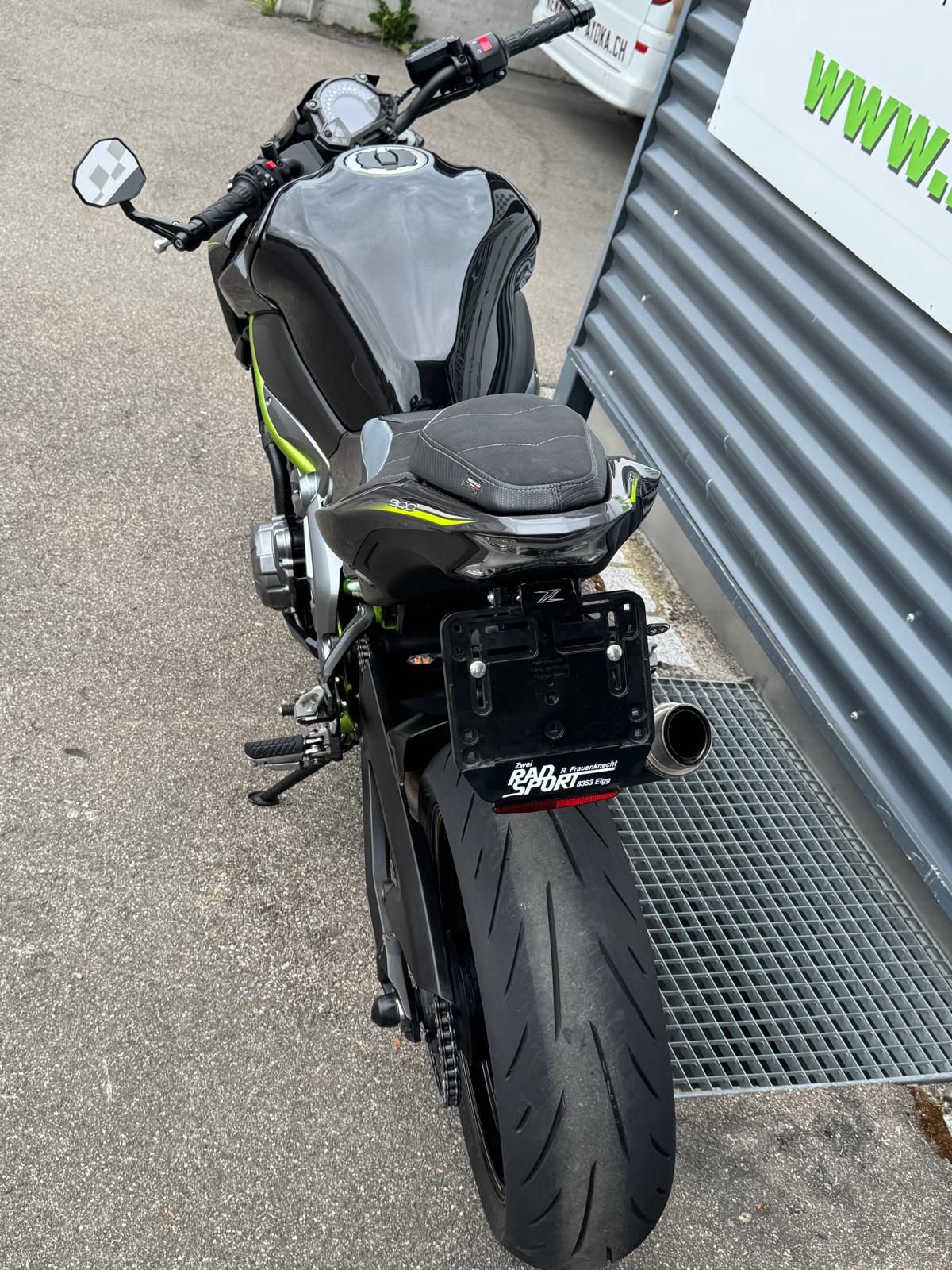KAWASAKI Z 900-image-2