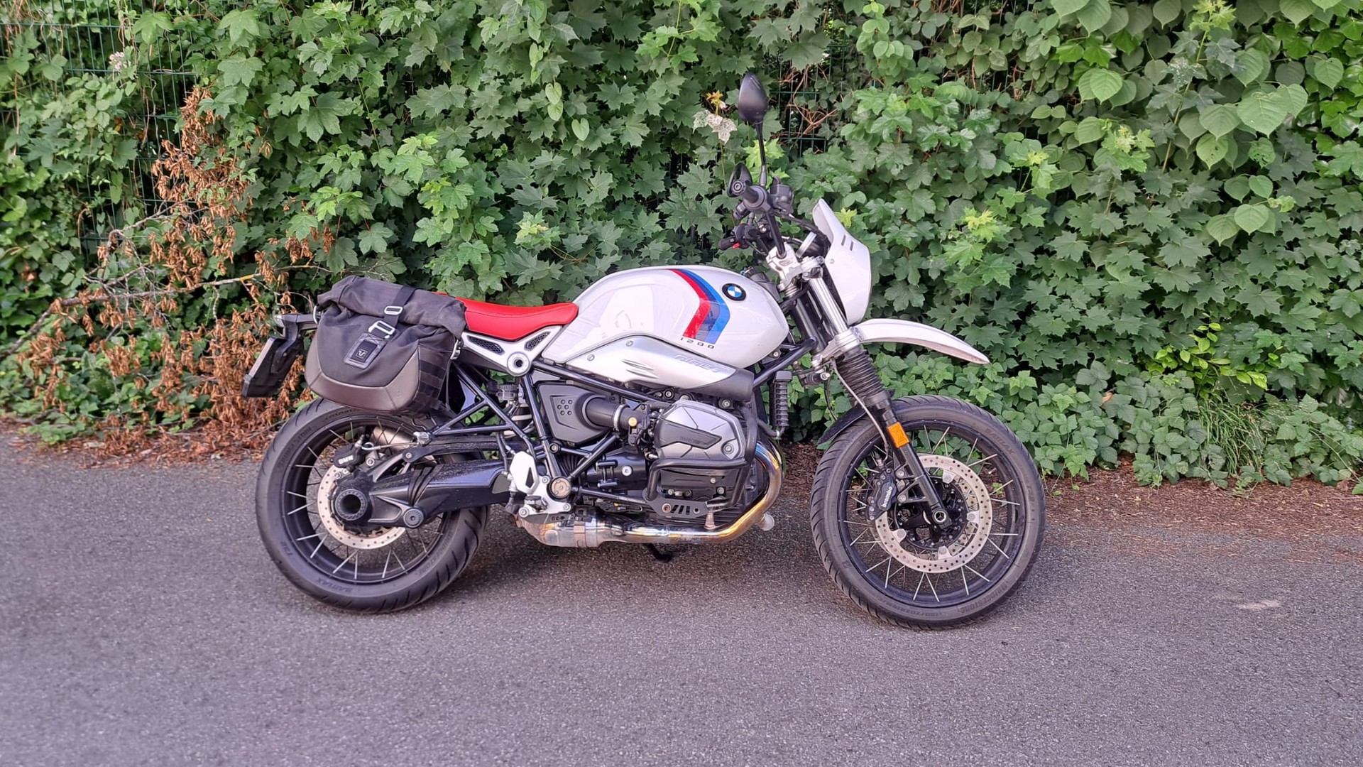 BMW R nineT Urban G/S-image-0