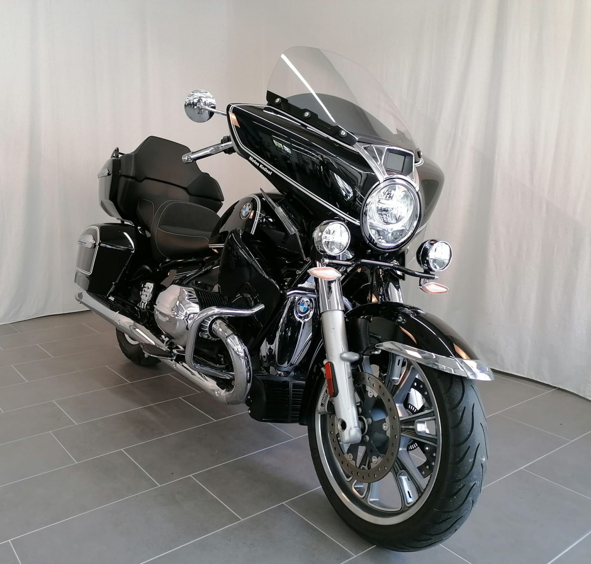 BMW R 18 Transcontinental 1. Hand - Custom Sitz und BMW Zubehör Auspuff + 24-image-1