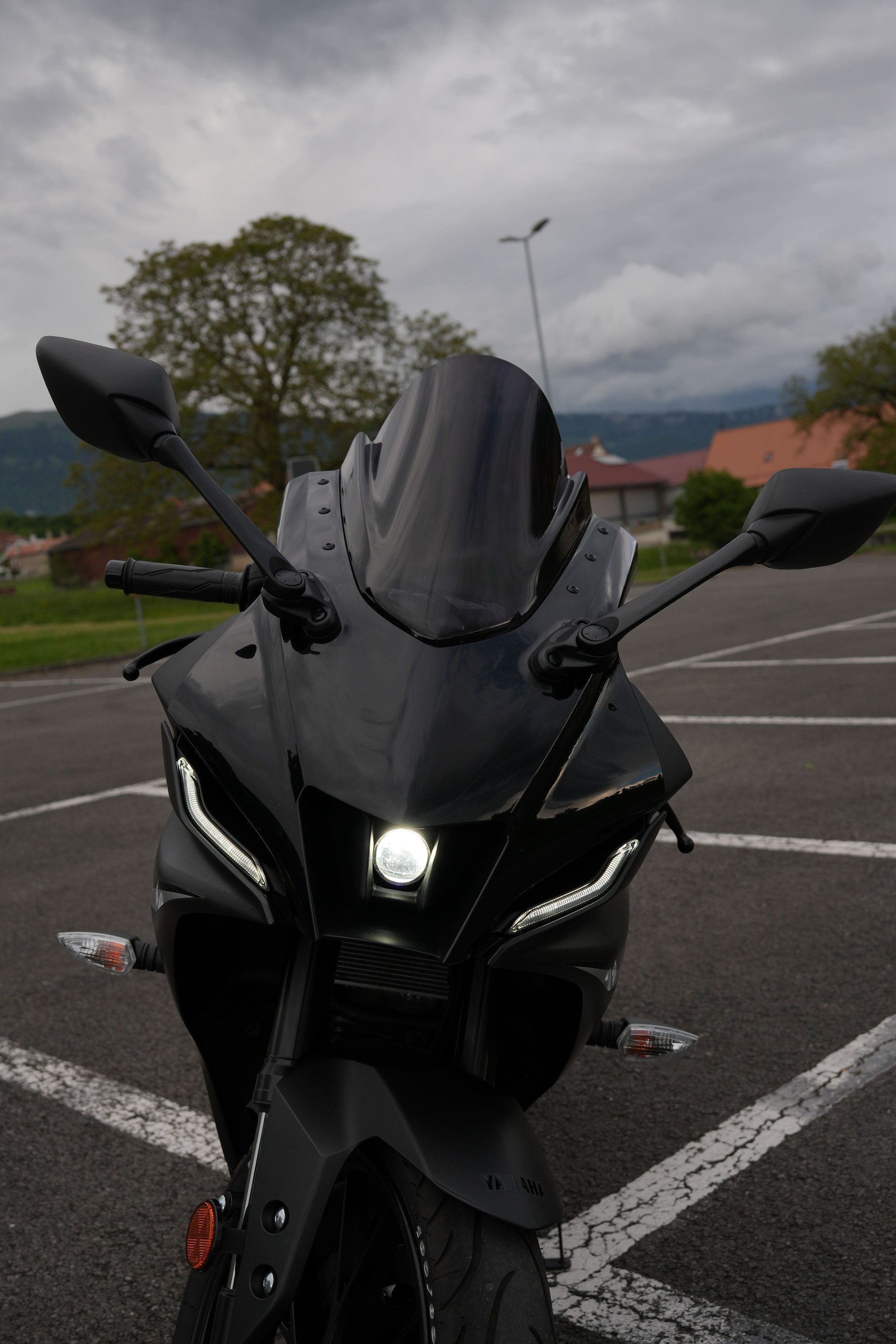YAMAHA YZF-R 125 ABS-image-5