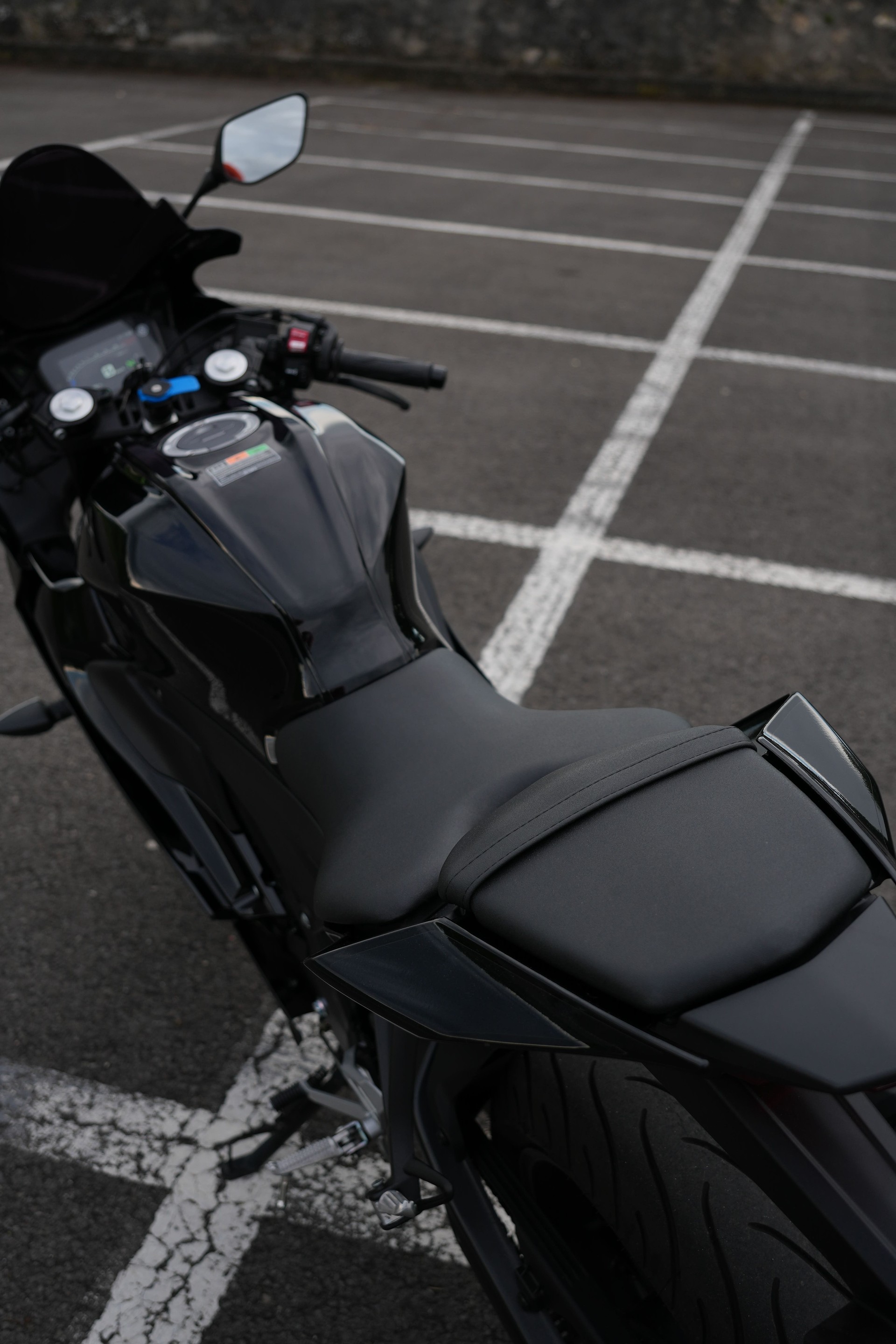 YAMAHA YZF-R 125 ABS-image-6