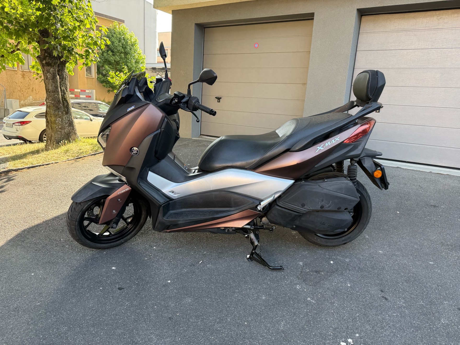 YAMAHA X-Max CZD 300 ABS-image-2