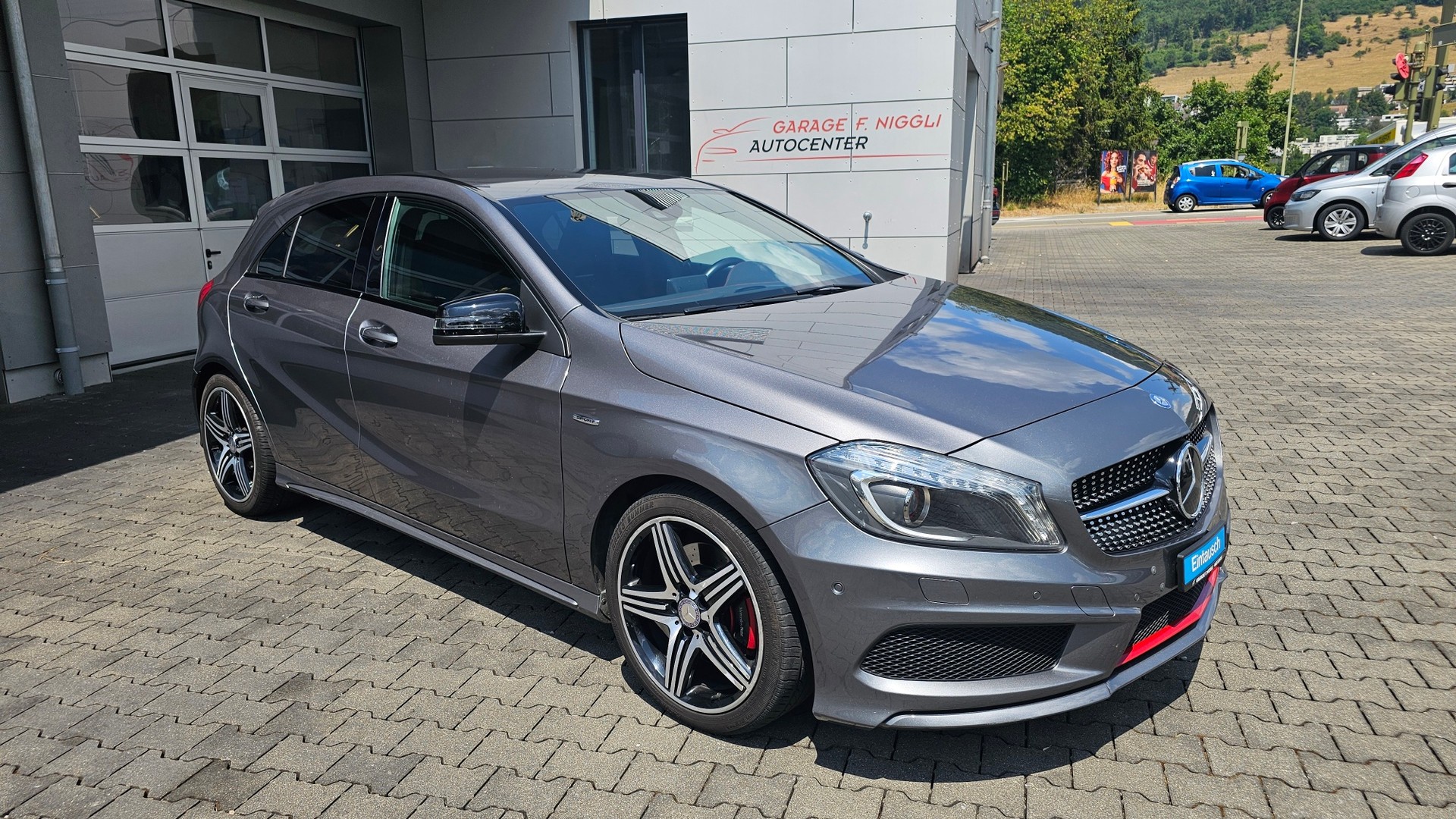 MERCEDES-BENZ A 250 Sport 7G-DCT-showroom-element-1