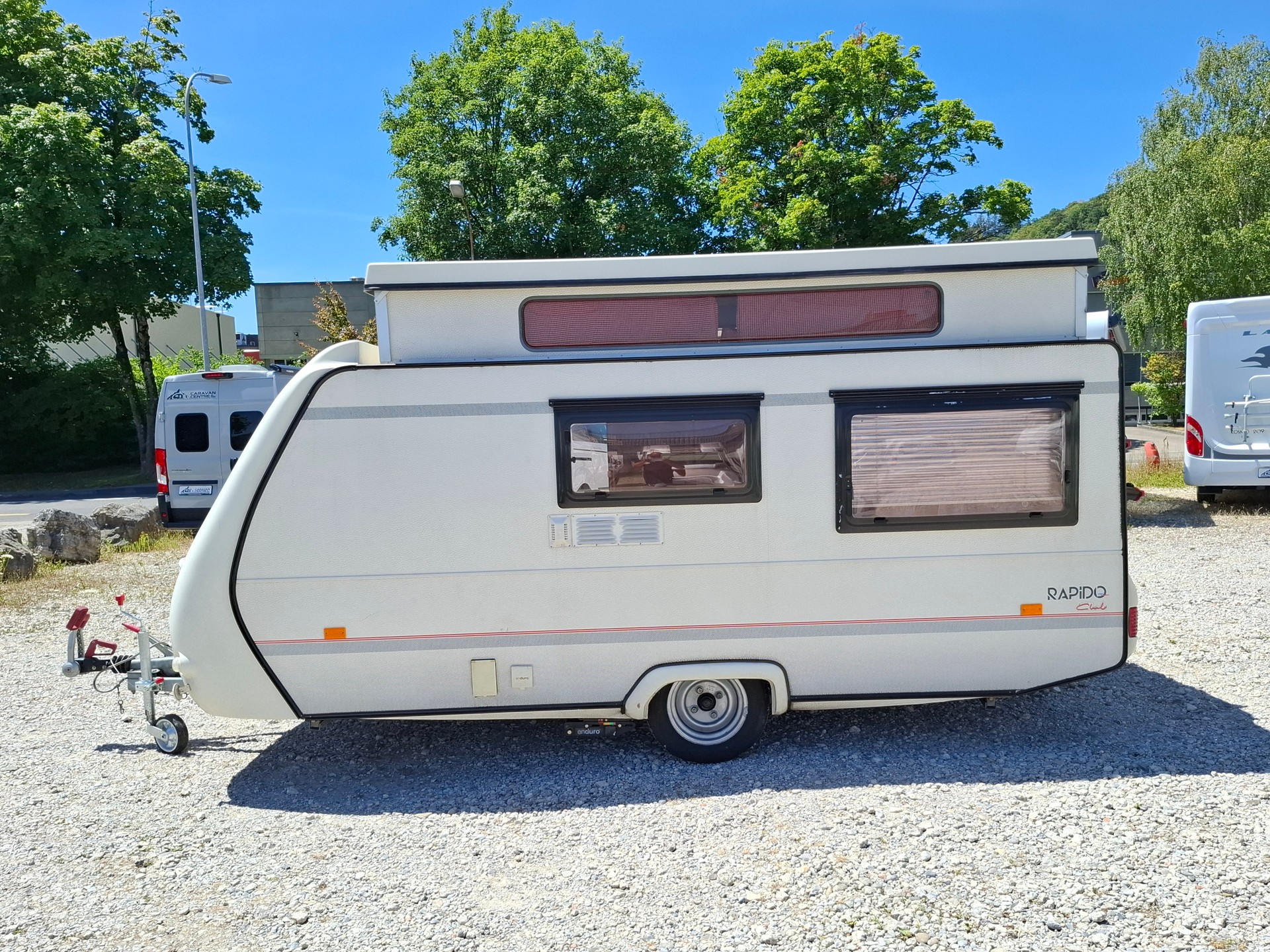 RAPIDO Cub 38 - kleiner wendiger Reisewagen mit Mover & Markise-image-5