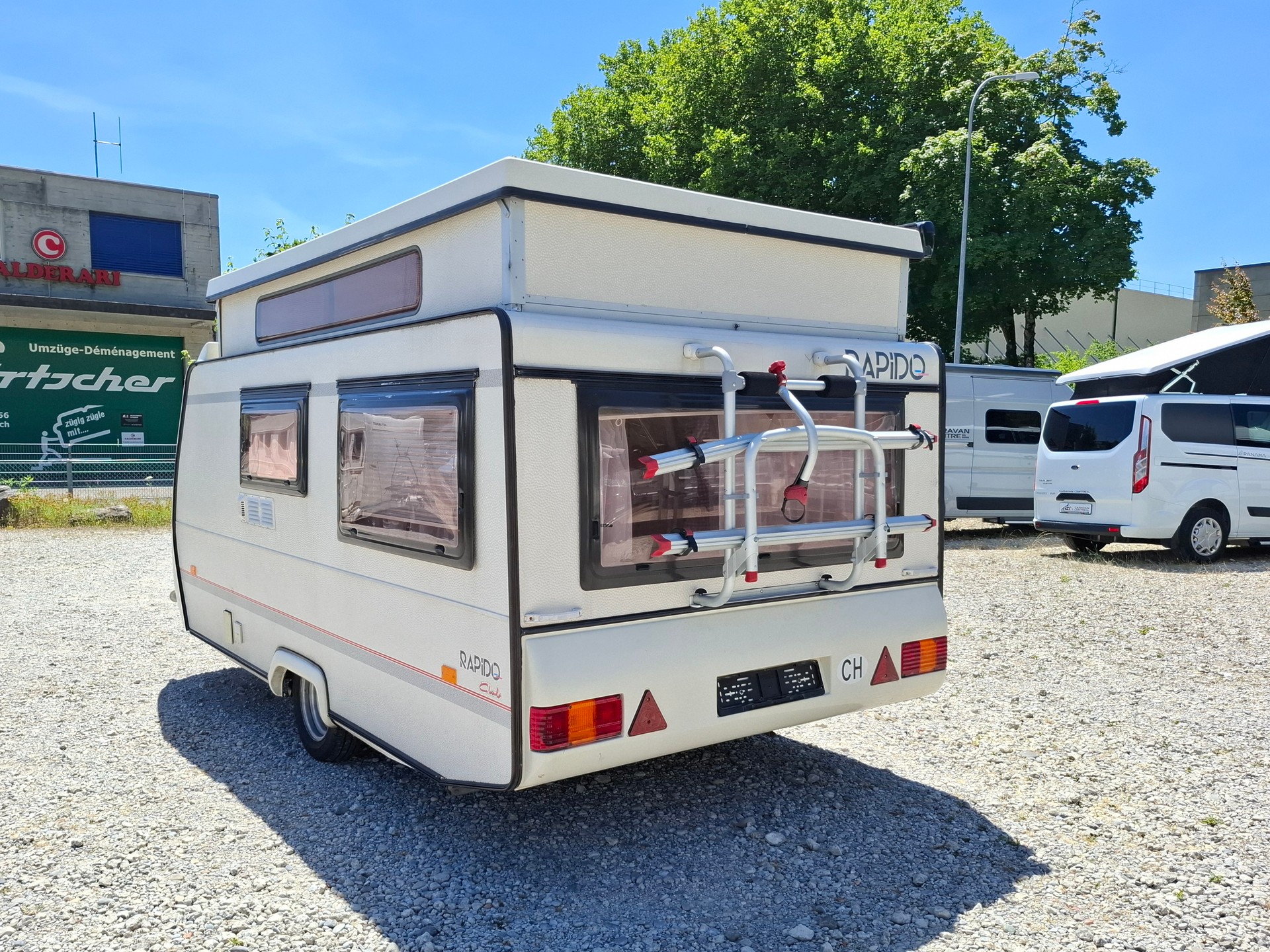 RAPIDO Cub 38 - kleiner wendiger Reisewagen mit Mover & Markise-image-4