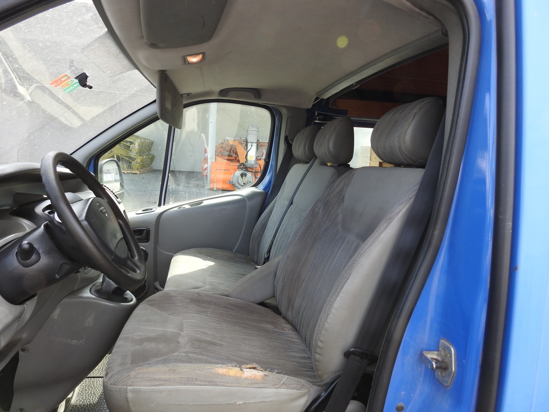 NISSAN Primastar 2.5dCi 150 Pro 2.9t-image-13