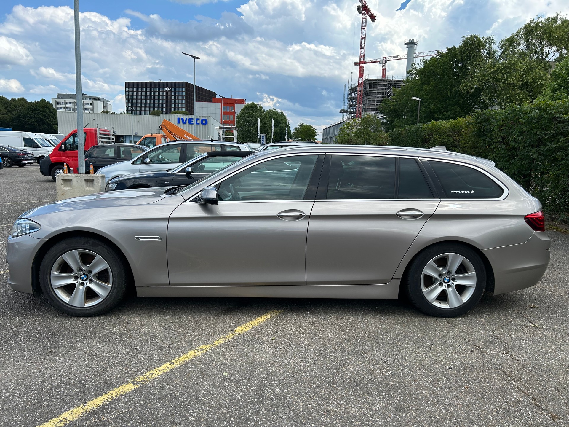 BMW 520d Touring Steptronic-image-2