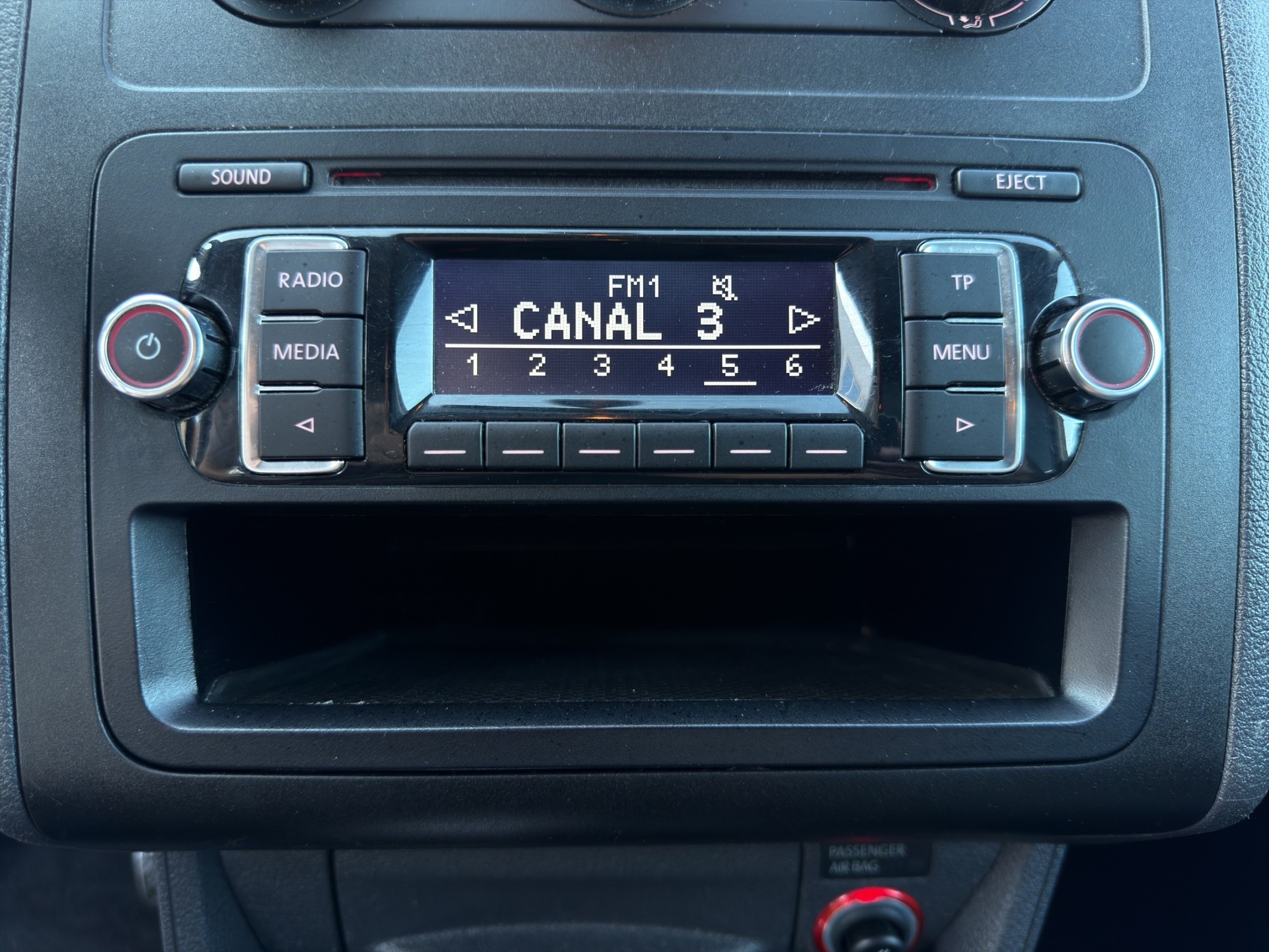 VW Caddy 1.6 TDI BlueMotion Technology DSG-image-15