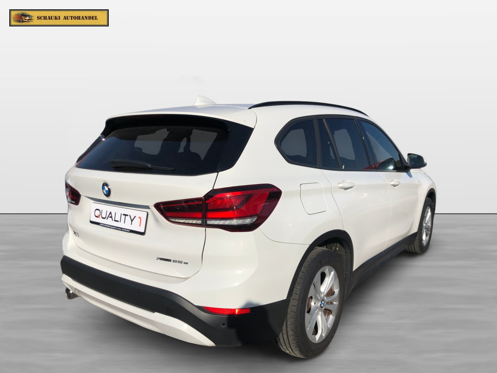 BMW X1 xDrive 25e M Sport Steptronic-showroom-element-3