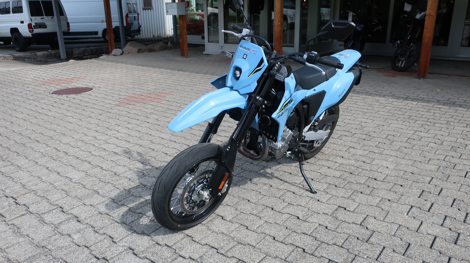 SUZUKI Monobike-image-2