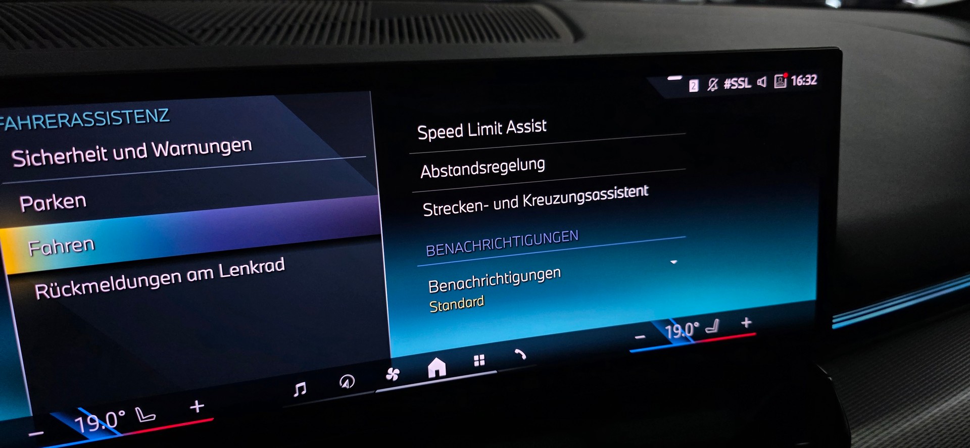 BMW 520d 48V M Sport Steptronic *Abstandsregler*CarPlay/AndroidAuto*Elektrische- Sitzheizung*Rückfahrkamera*-image-19