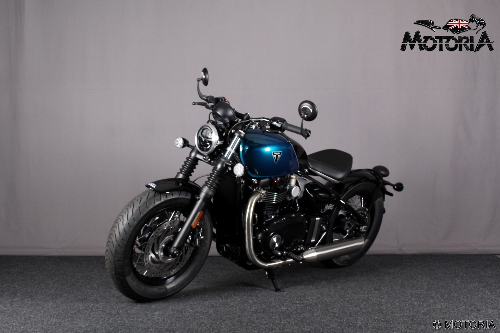 TRIUMPH Bonneville 1200 Bobber-image-6
