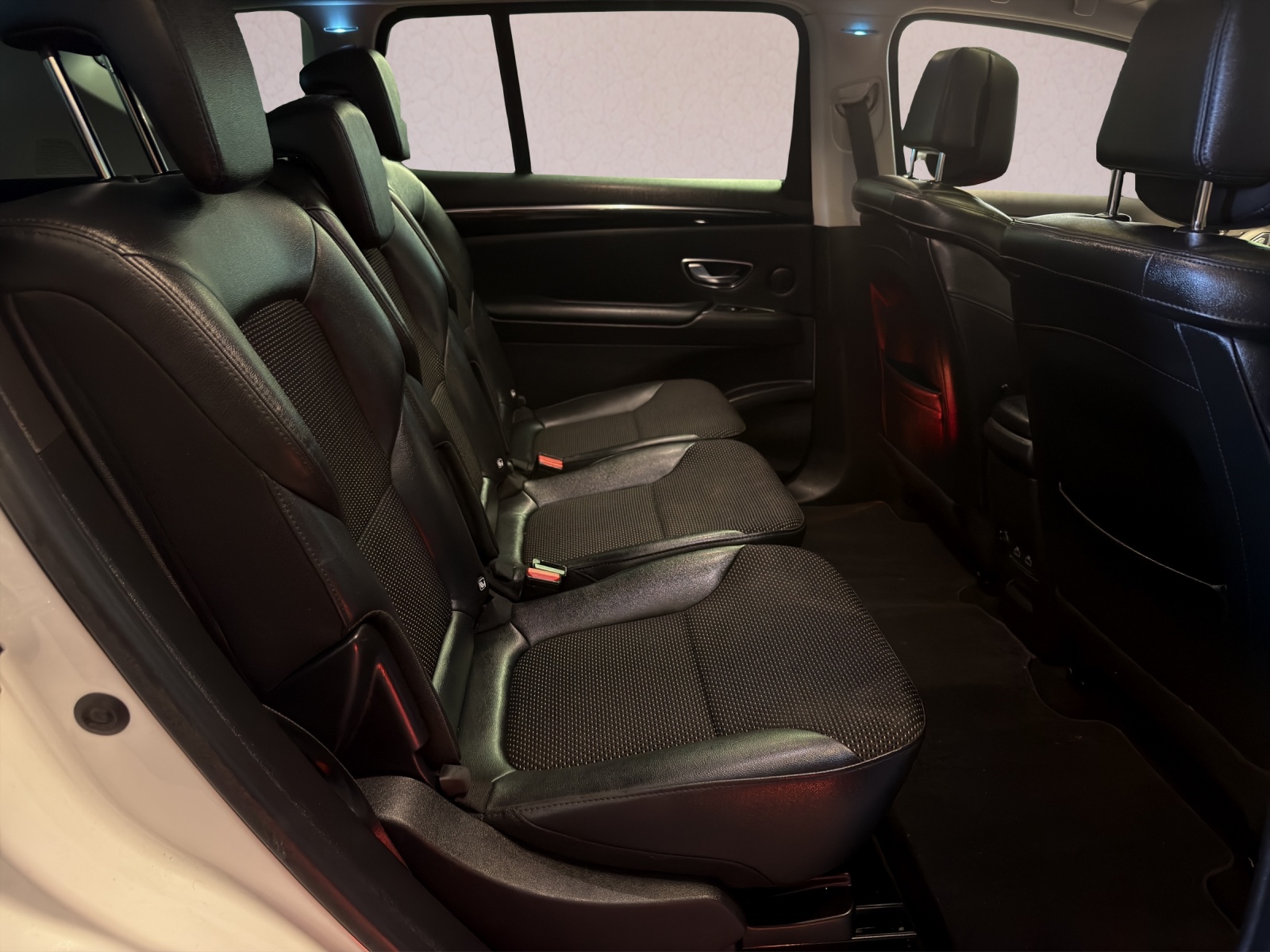 RENAULT Espace 2.0 dCi Intens EDC 6-image-15