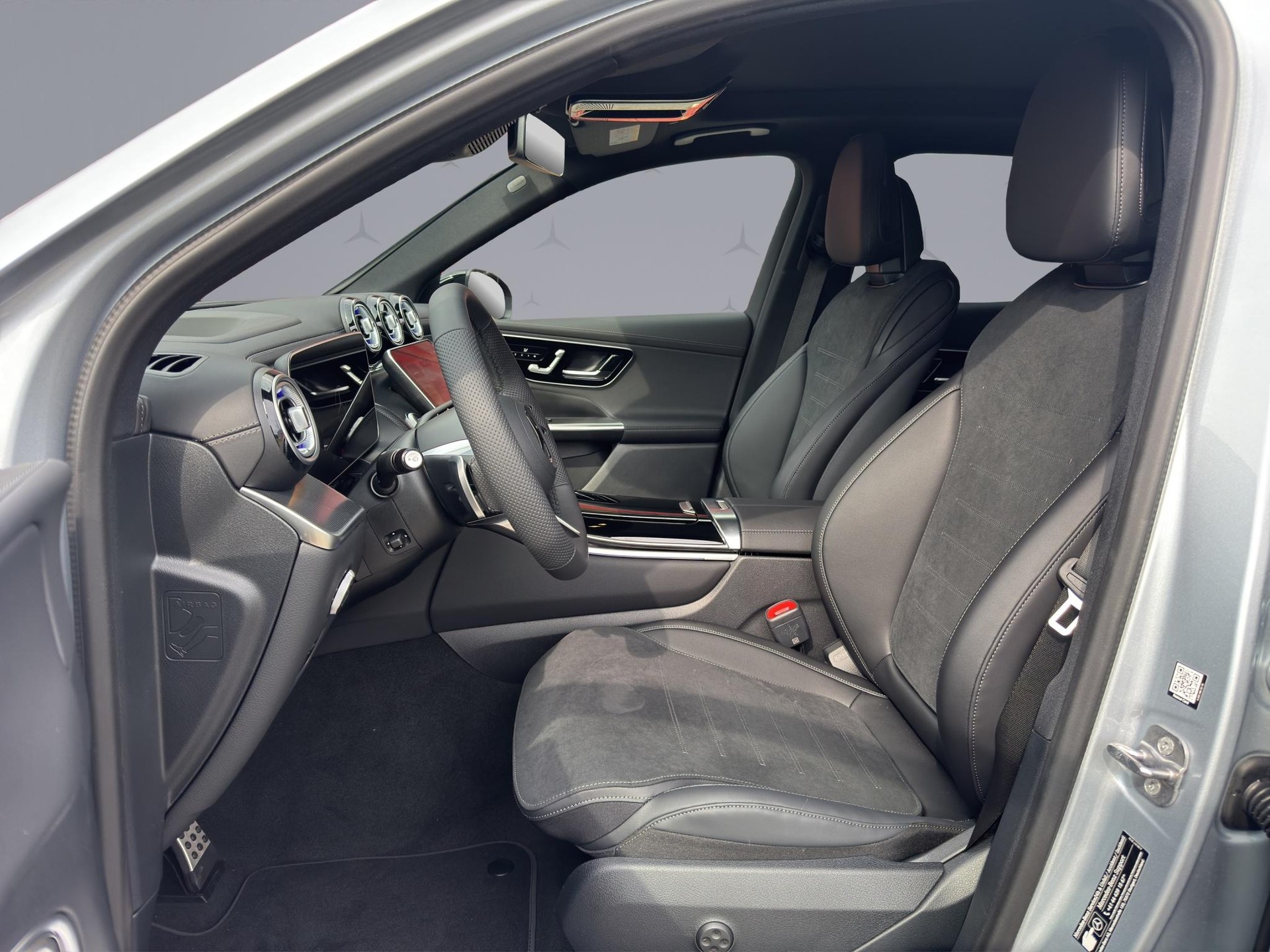 MERCEDES-BENZ GLC 220 d AMG Line 4matic-image-10