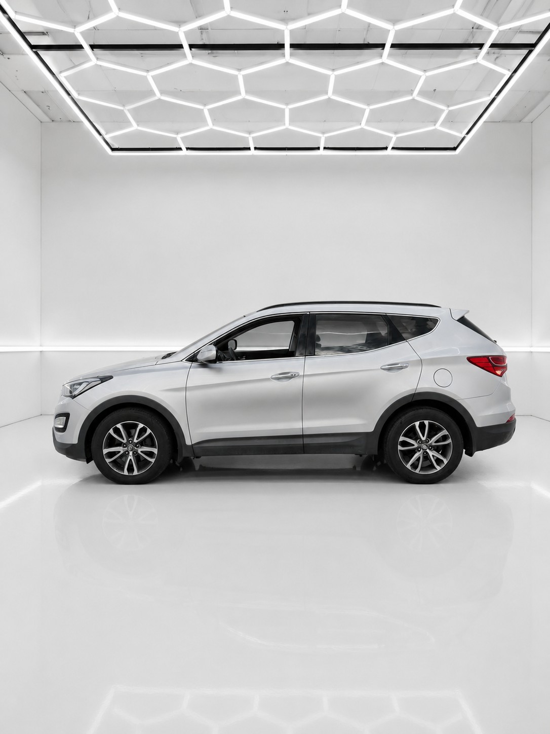 HYUNDAI Santa Fe 2.2 CRDI Style 4WD Automatic-showroom-element-1