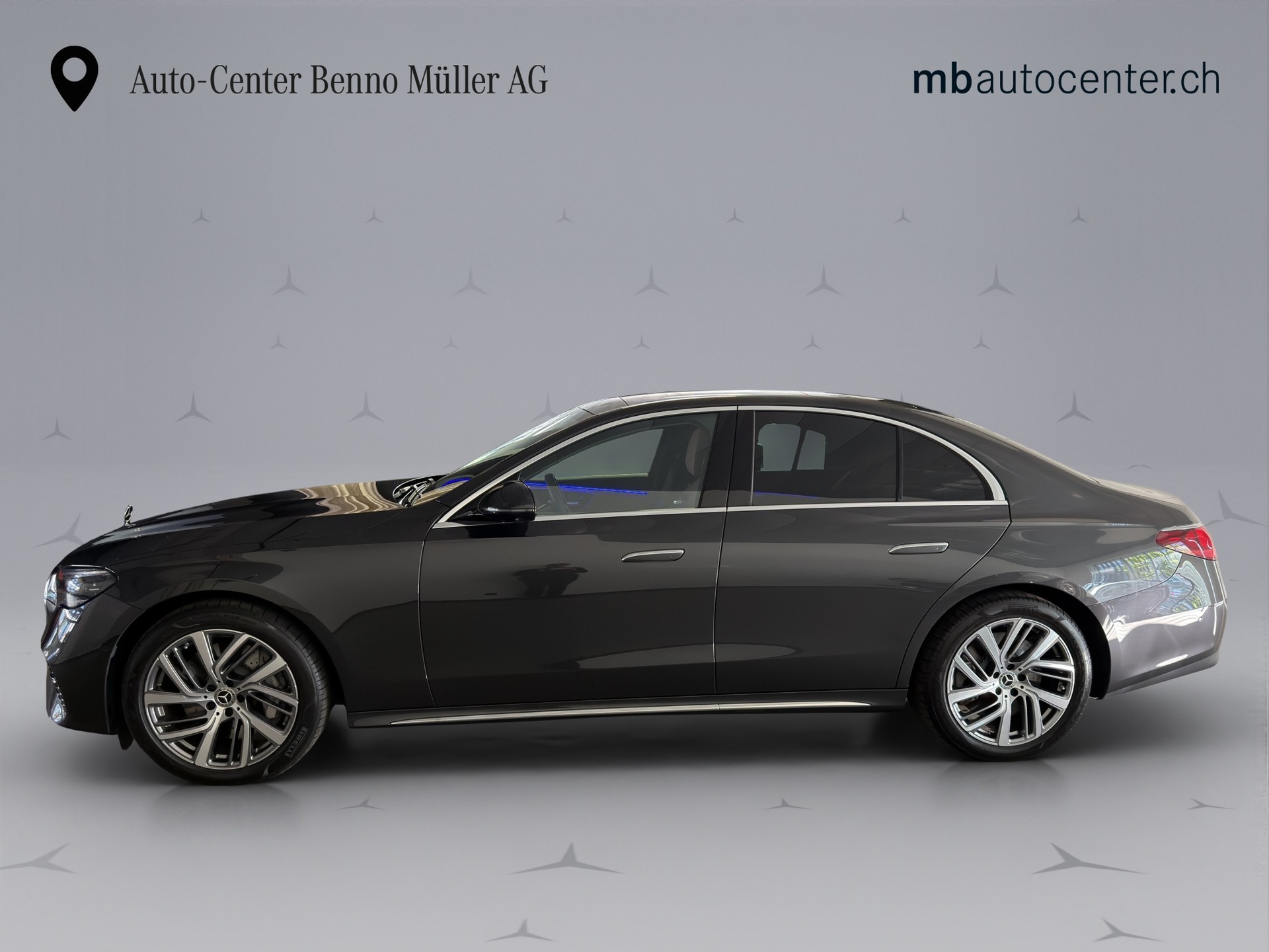 MERCEDES-BENZ E 450 Exclusive 4matic-showroom-element-1
