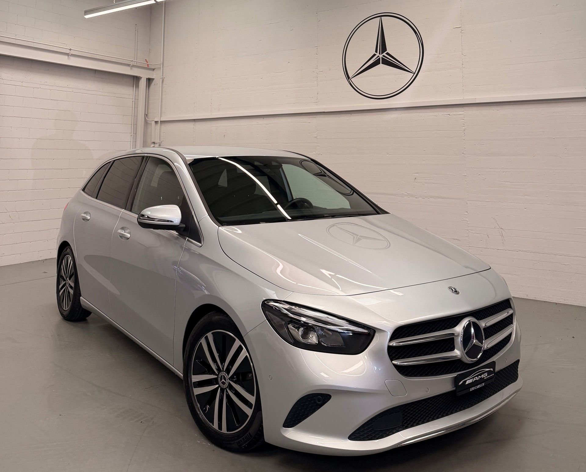 MERCEDES-BENZ B 220 4Matic Progressive 7G-DCT-showroom-element-3