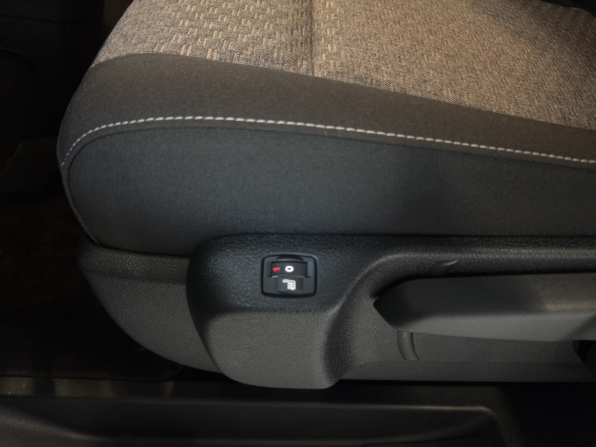 CITROEN Spacetourer 2.2 BlueHDi You M EAT8-image-8