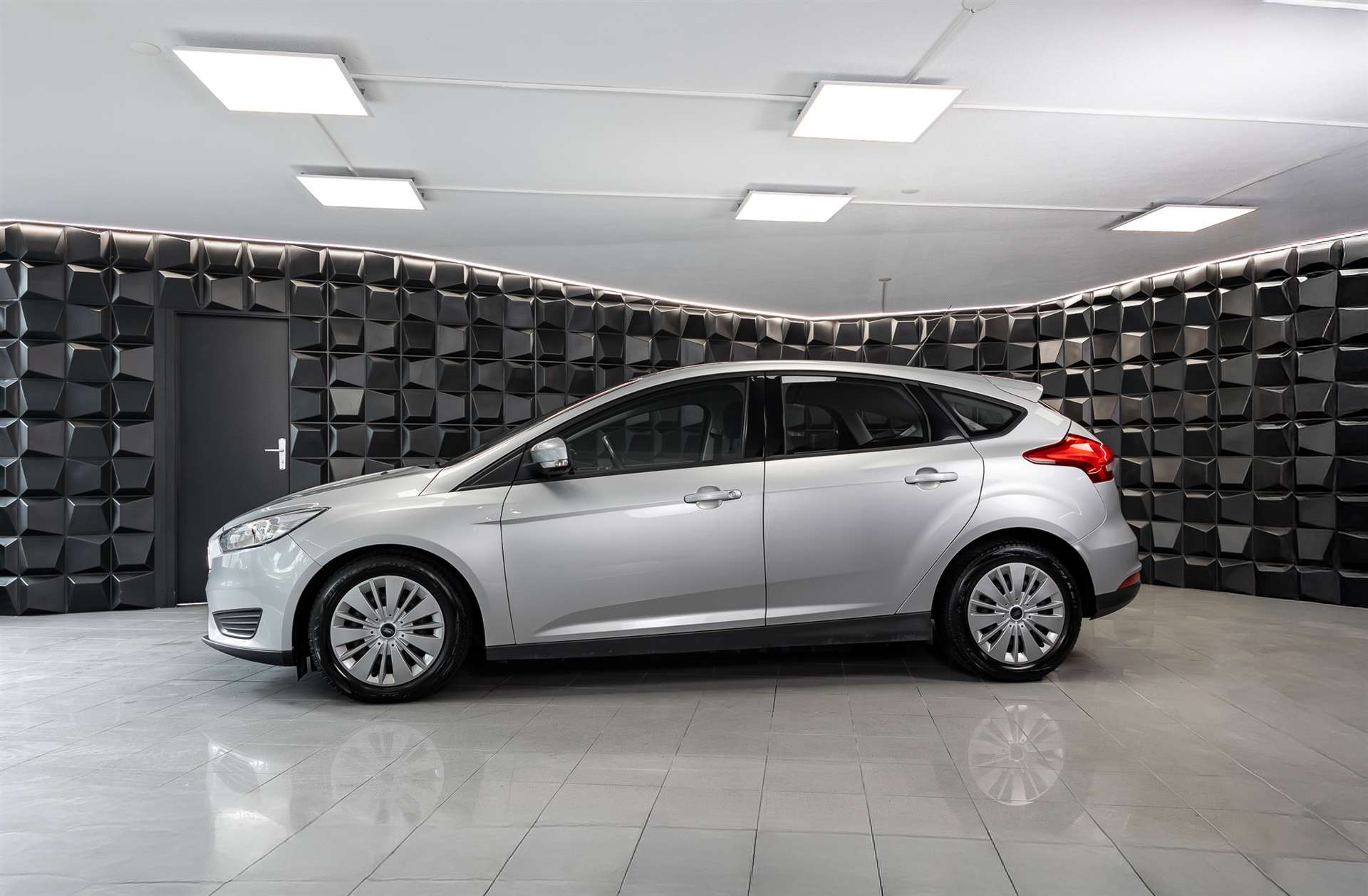 FORD Focus 1.5 TDCi Trend PowerShift-showroom-element-1