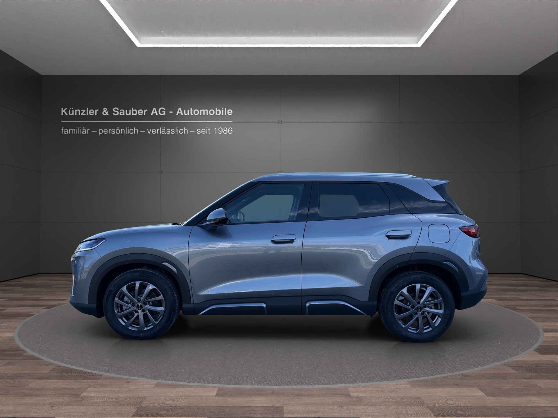 BYD Atto 2 DM-i Boost-showroom-element-1