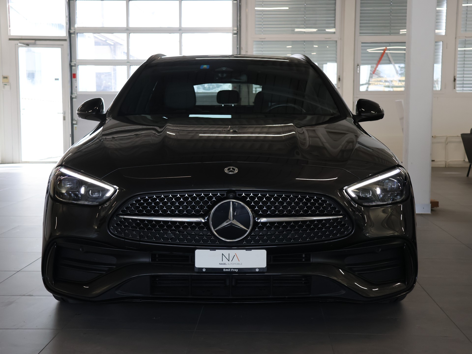 MERCEDES-BENZ C 300 T 4Matic AMG Line-showroom-element-2