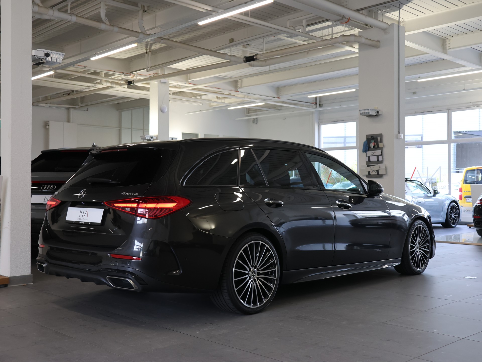 MERCEDES-BENZ C 300 T 4Matic AMG Line-image-5