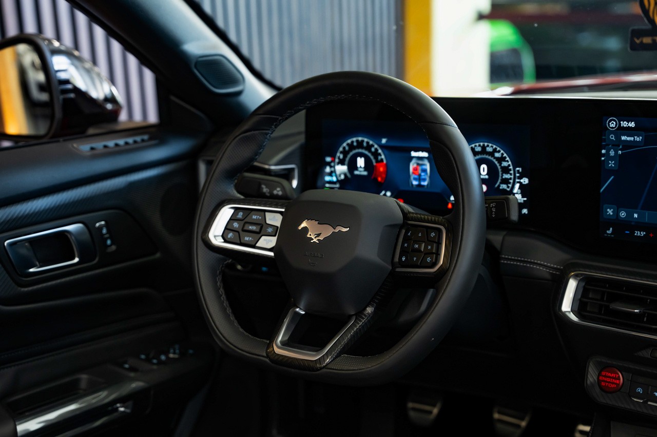 FORD Mustang Convertible 5.0 V8 GT-image-34