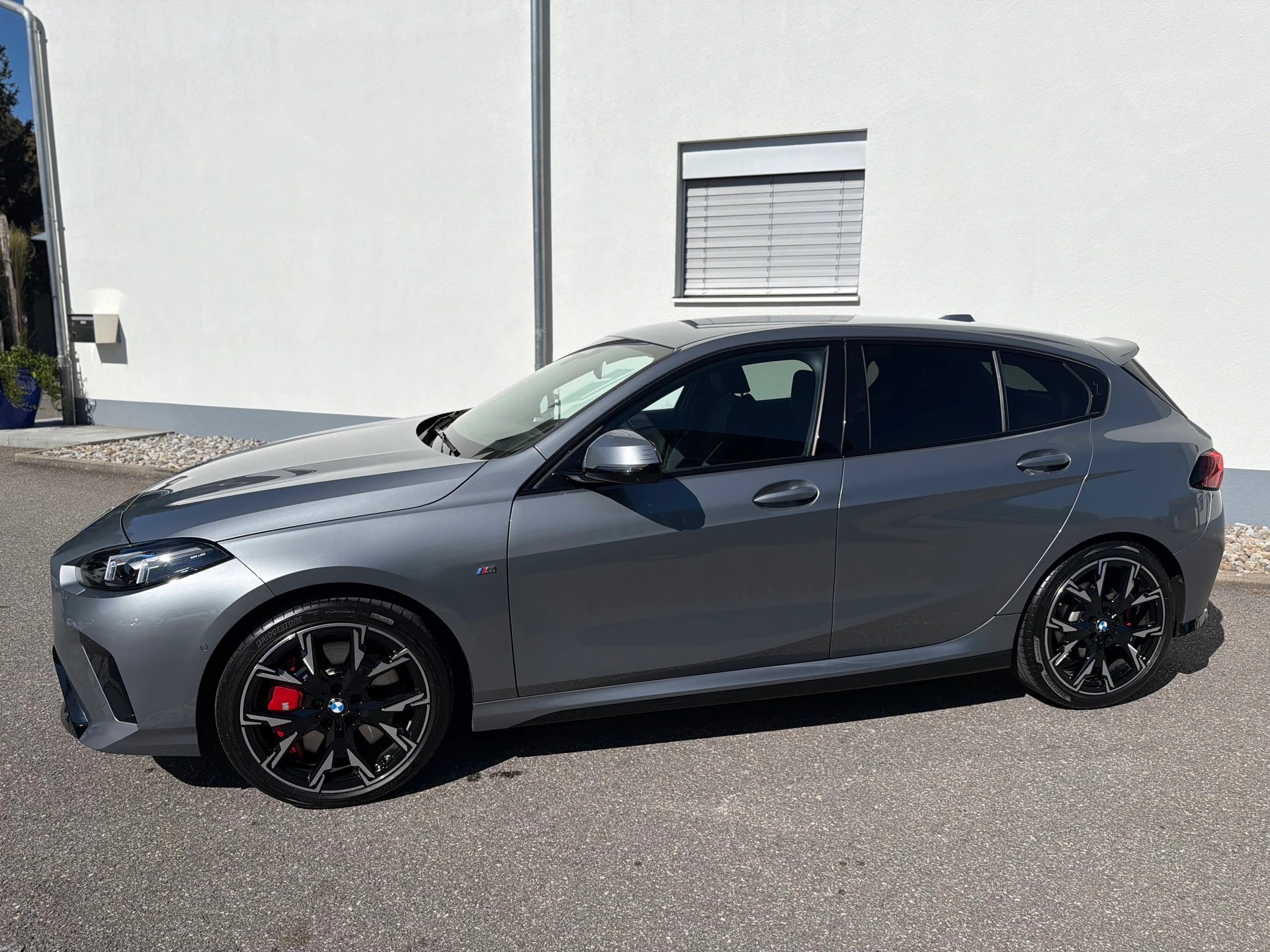 BMW 118d Steptronic M Sport Pro | HEAD-UP DISPLAY | MASSAGESITZE | 360° KAMERA | KEYLESS GO-image-11