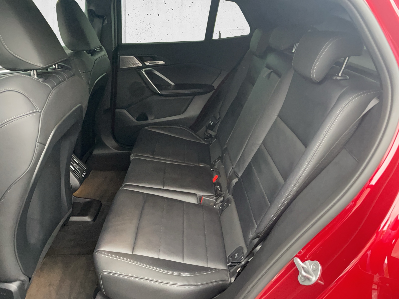 BMW X2 xDrive M35i-image-13