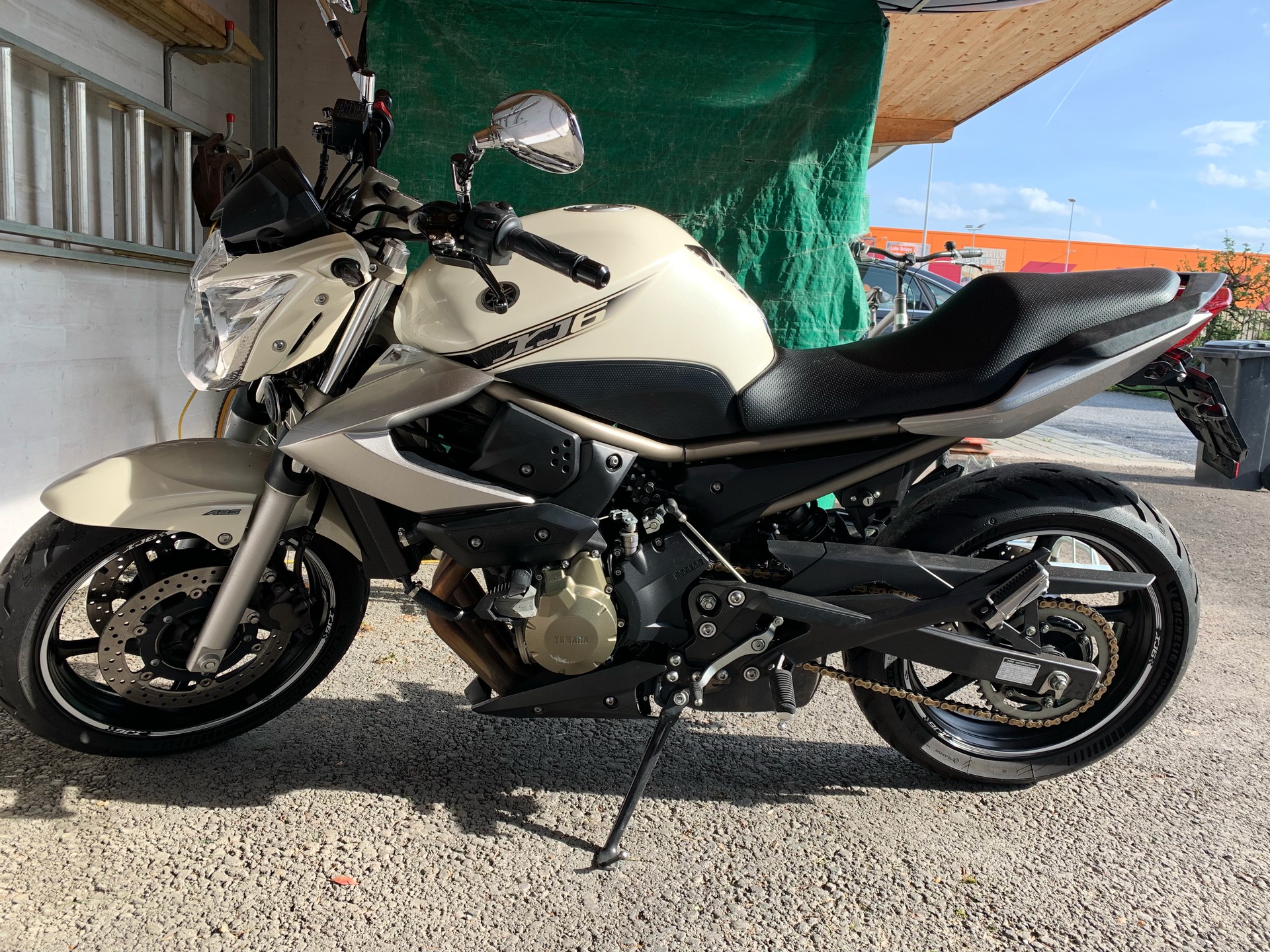 YAMAHA XJ 6 N ABS-image-0