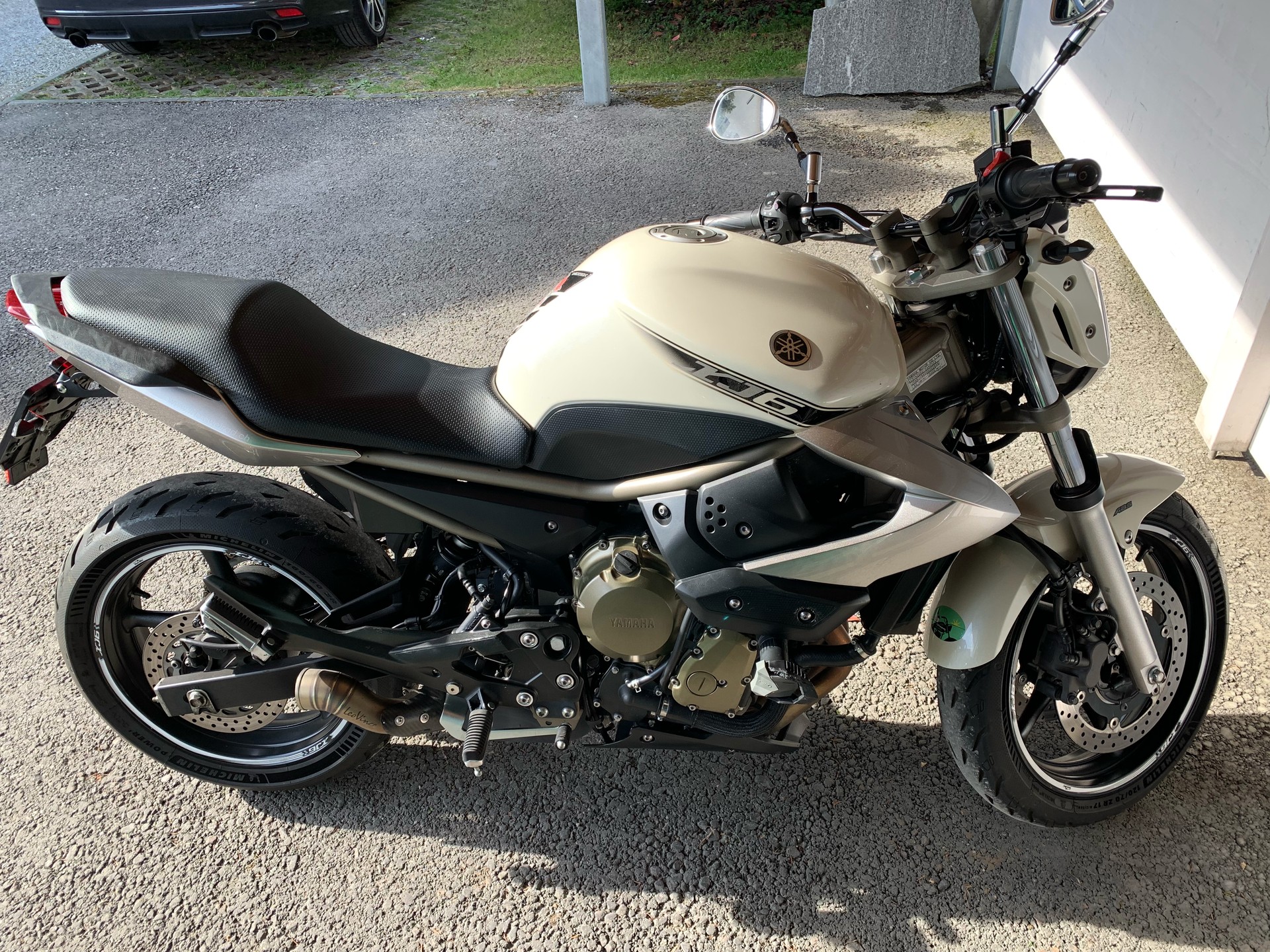 YAMAHA XJ 6 N ABS-image-1