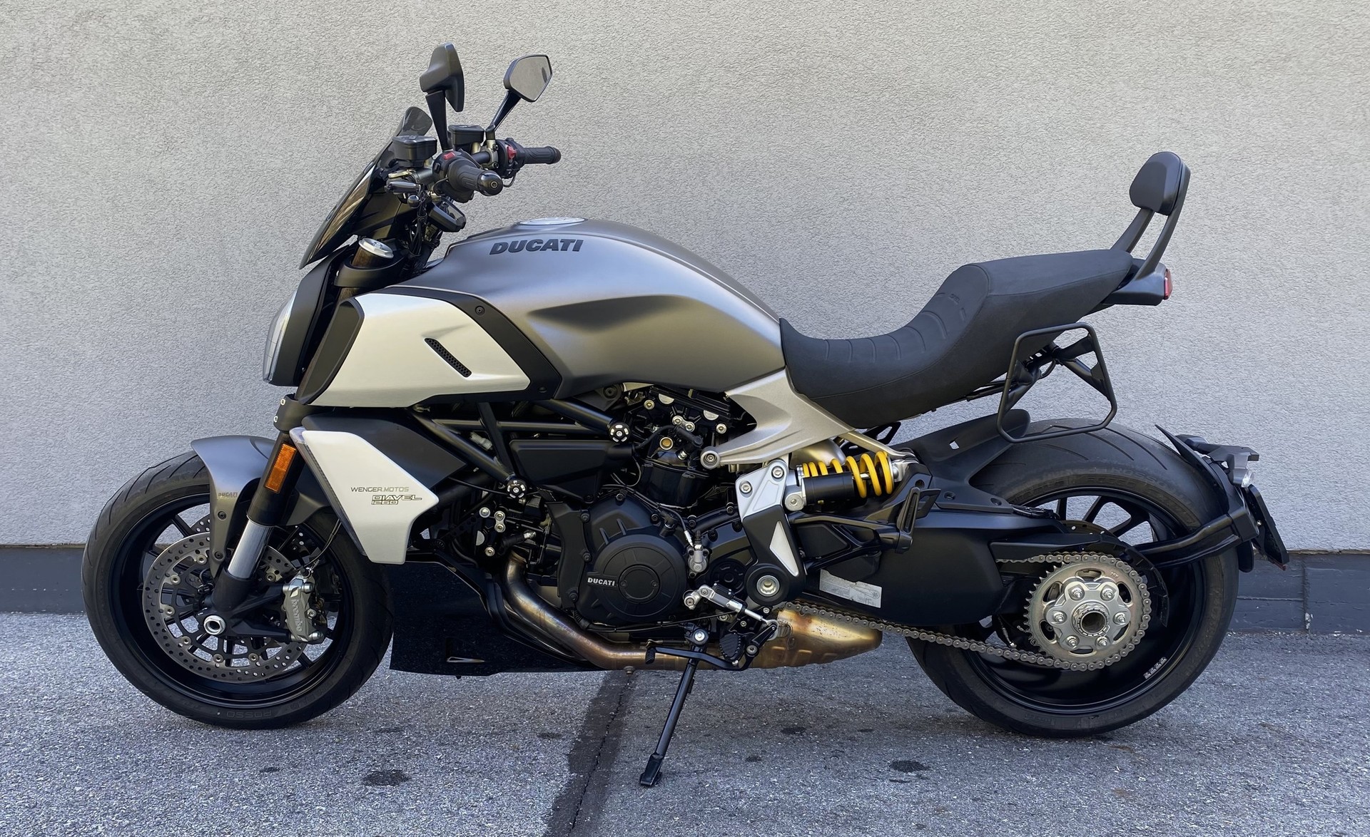 DUCATI Diavel 1260-image-2