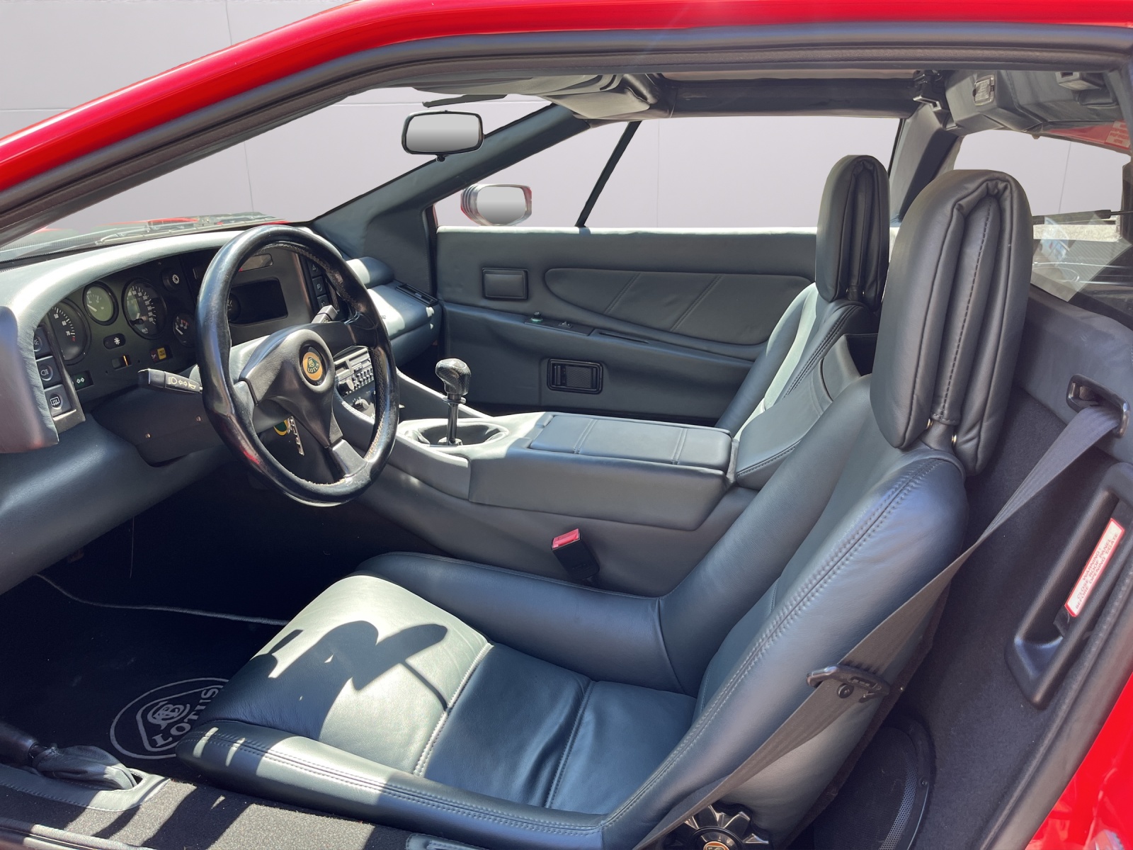 LOTUS Esprit 2.2 Turbo SE-image-7