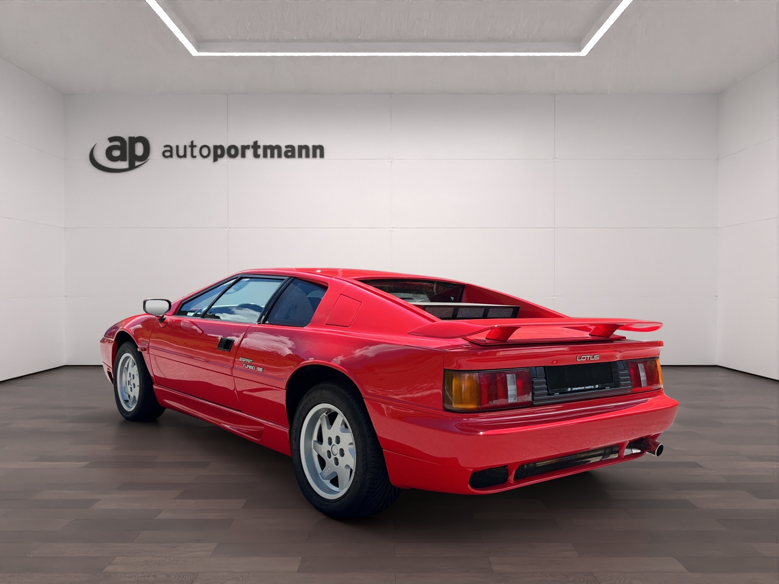 LOTUS Esprit 2.2 Turbo SE-image-4
