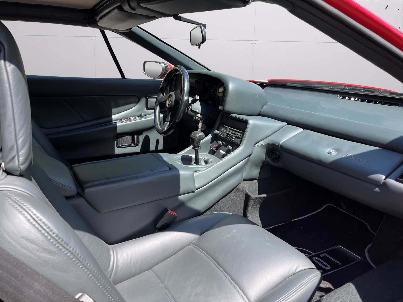 LOTUS Esprit 2.2 Turbo SE-image-12