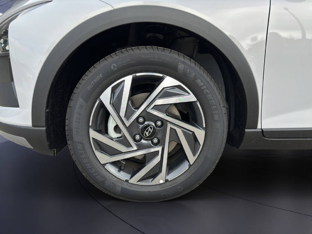 HYUNDAI BAYON 1.0 T-GDi 100 Amplia-image-6