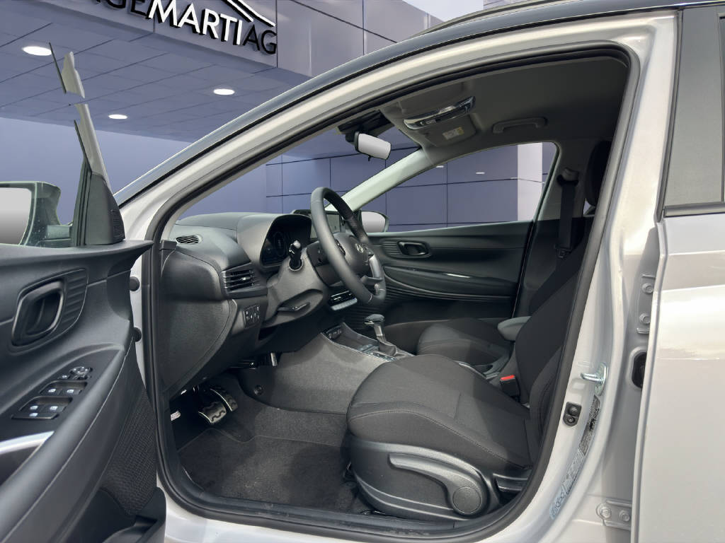HYUNDAI BAYON 1.0 T-GDi 100 Amplia-image-5