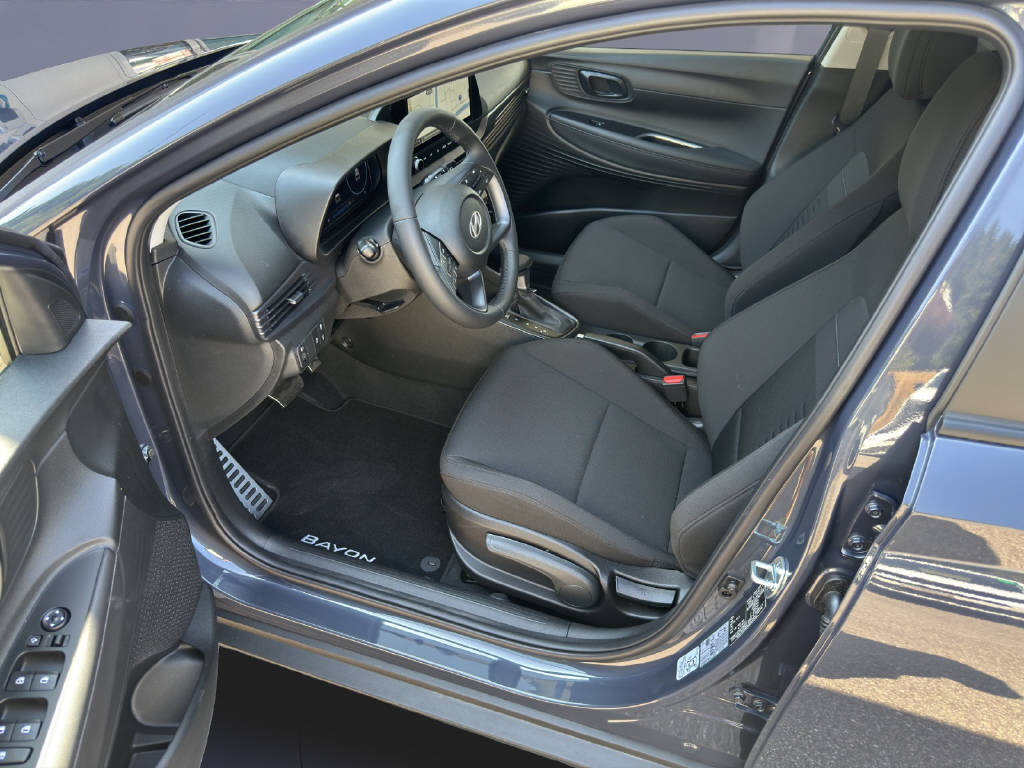 HYUNDAI BAYON 1.0 T-GDi 100 Amplia-image-5
