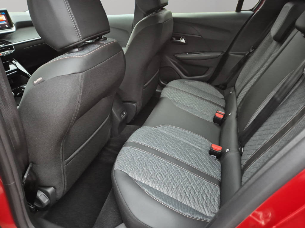 PEUGEOT 208 e-Allure-image-5